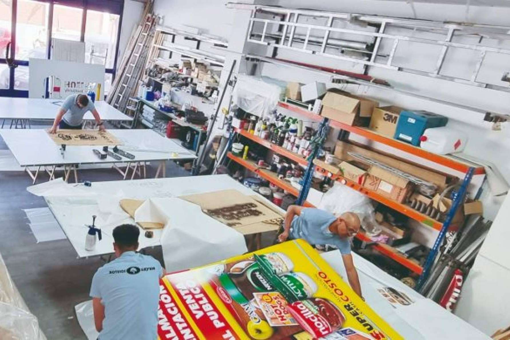 ¿Cuáles son los beneficios de instalar un rótulo luminoso en un negocio?, con Rótulos Leyva