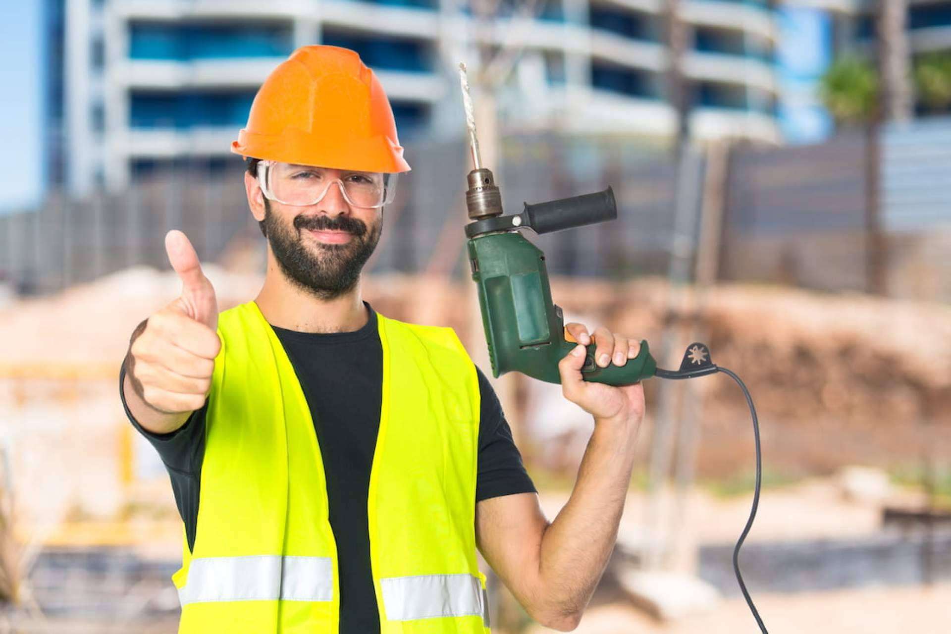 Alquiler y venta de material de construcción en Granada, de la mano de Sogessur