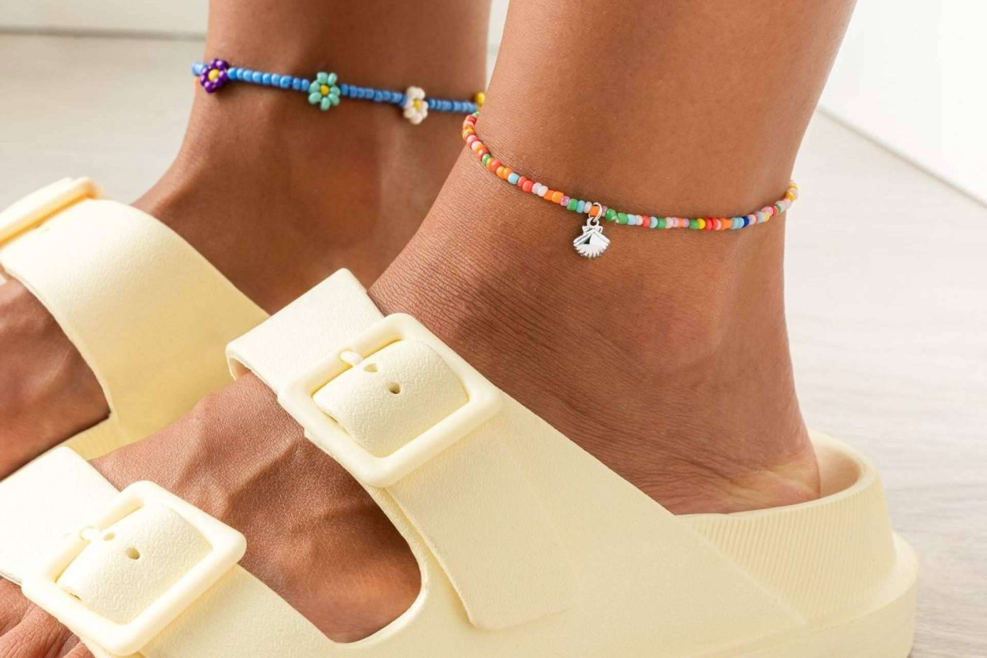 La moda de las tobilleras para este verano, por Le Petite Marie