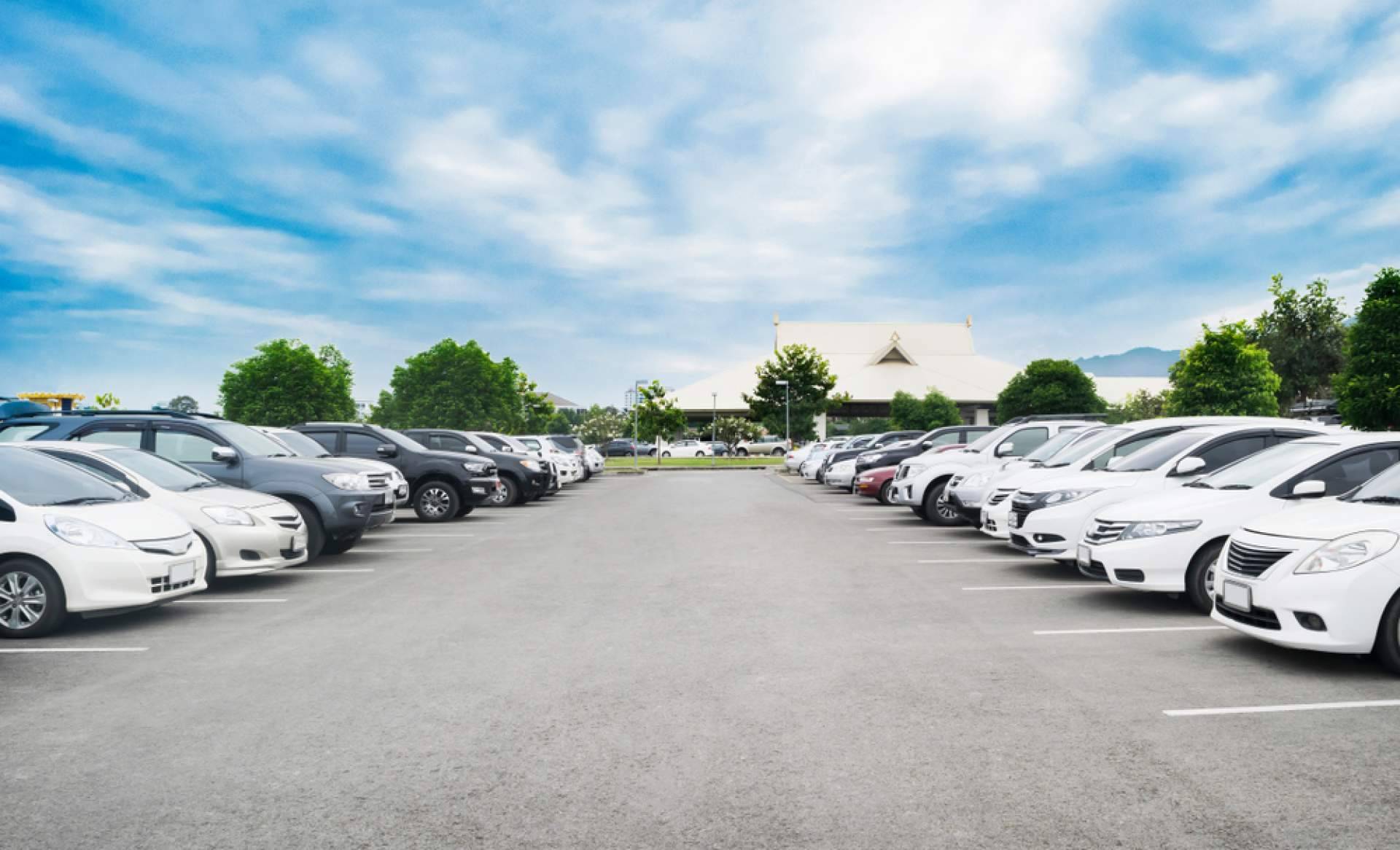 Aparcar el coche al lado del aeropuerto de Alicante de forma segura es posible de la mano de Monster Parking