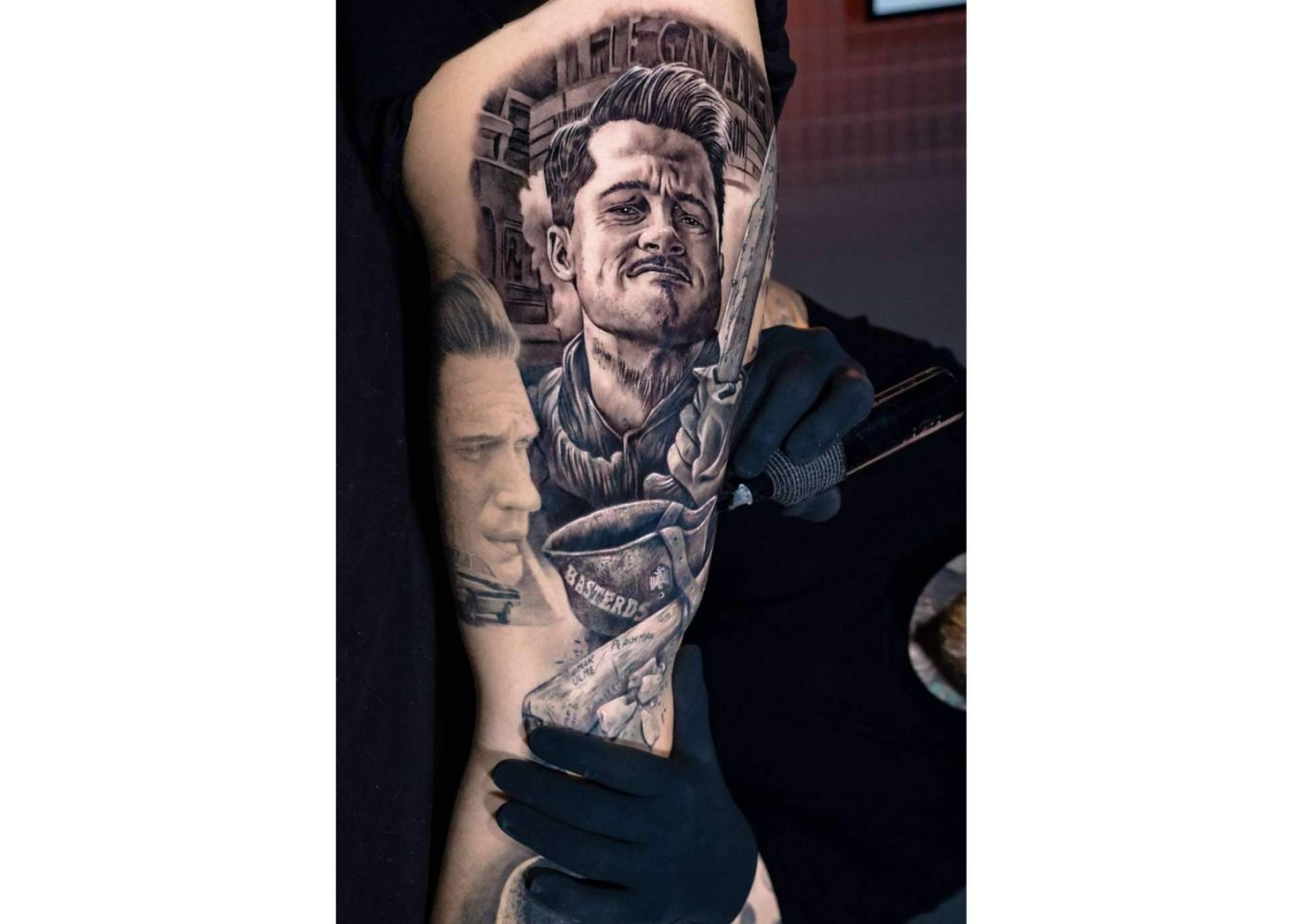 Mejorar el arte del retrato realista con los cursos de tatuajes en Habbility