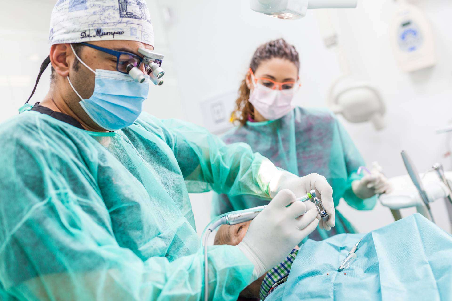 ¿Dónde realizar odontología estética en Sevilla?