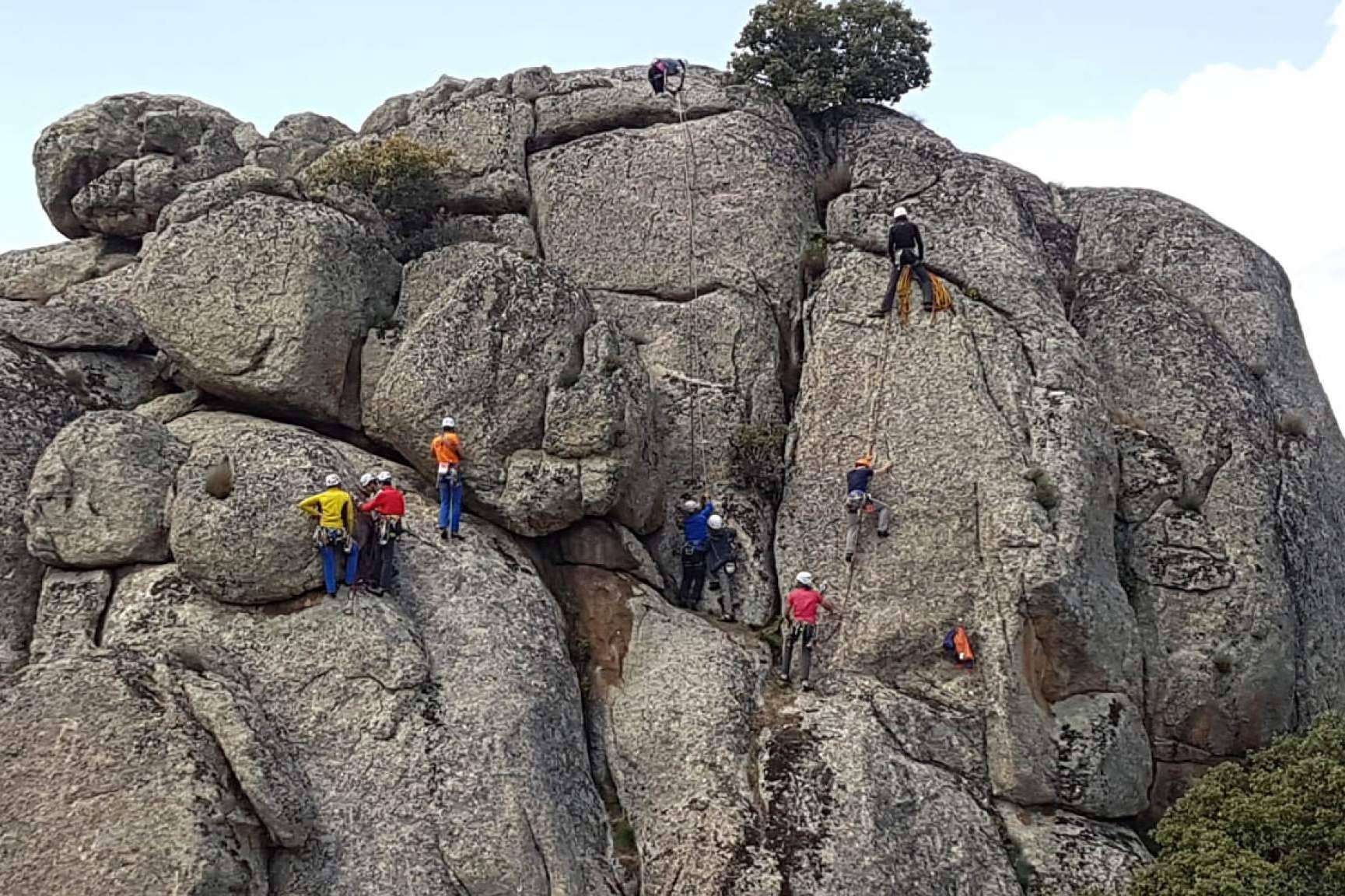¿Dónde encontrar actividades de turismo de aventura?