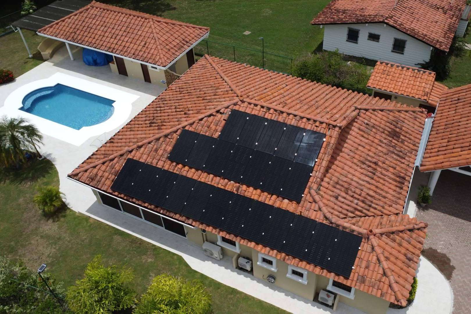 La Casa de las Baterías, un líder en energía solar fotovoltaica en Panamá