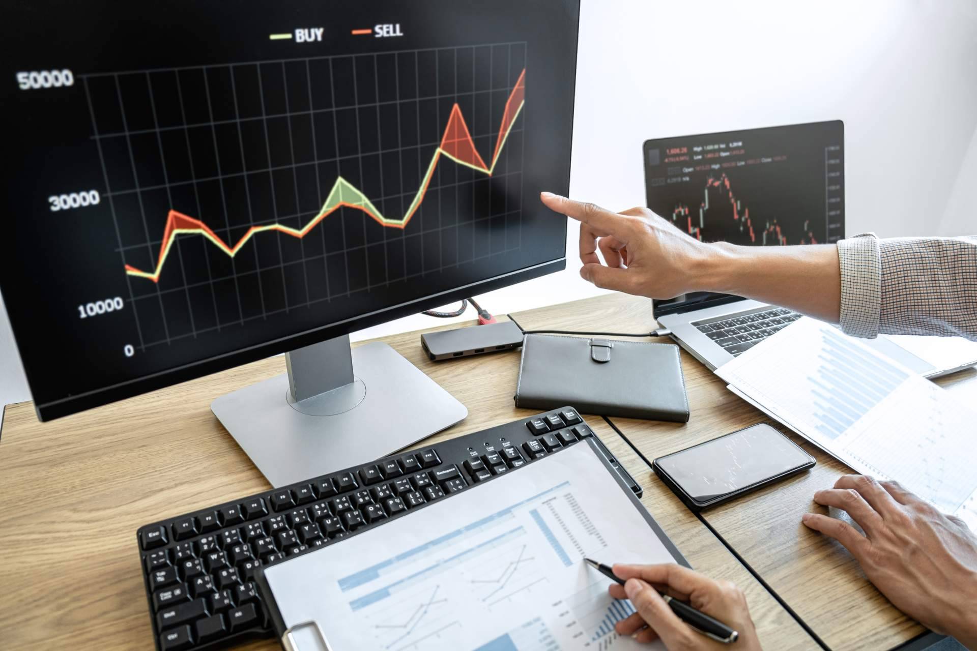 Educación online de trading con los expertos de DM Trading Club