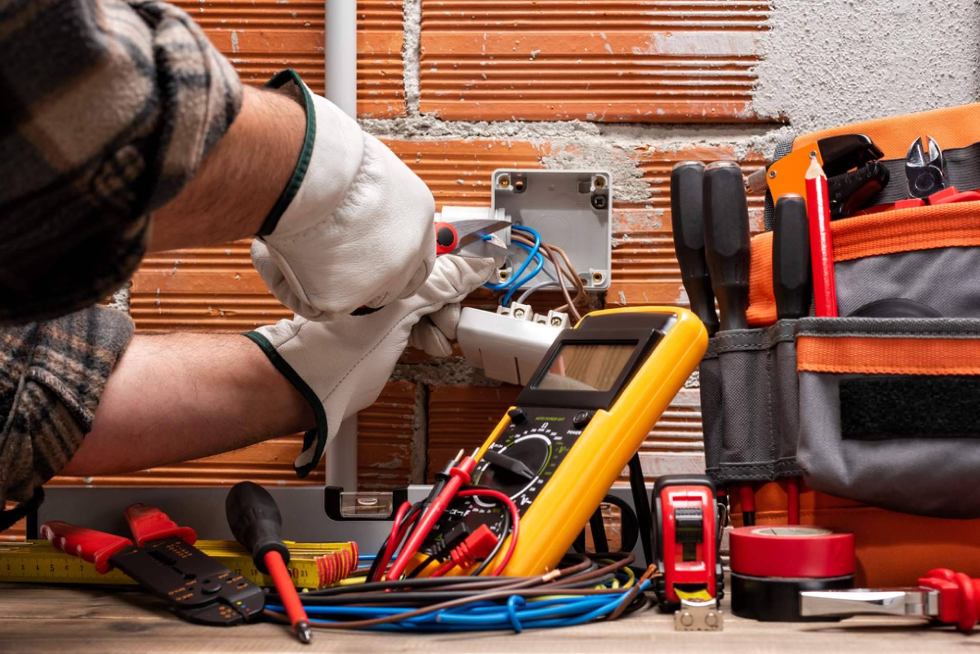 Adquirir material eléctrico Schneider en Cadenza Electric