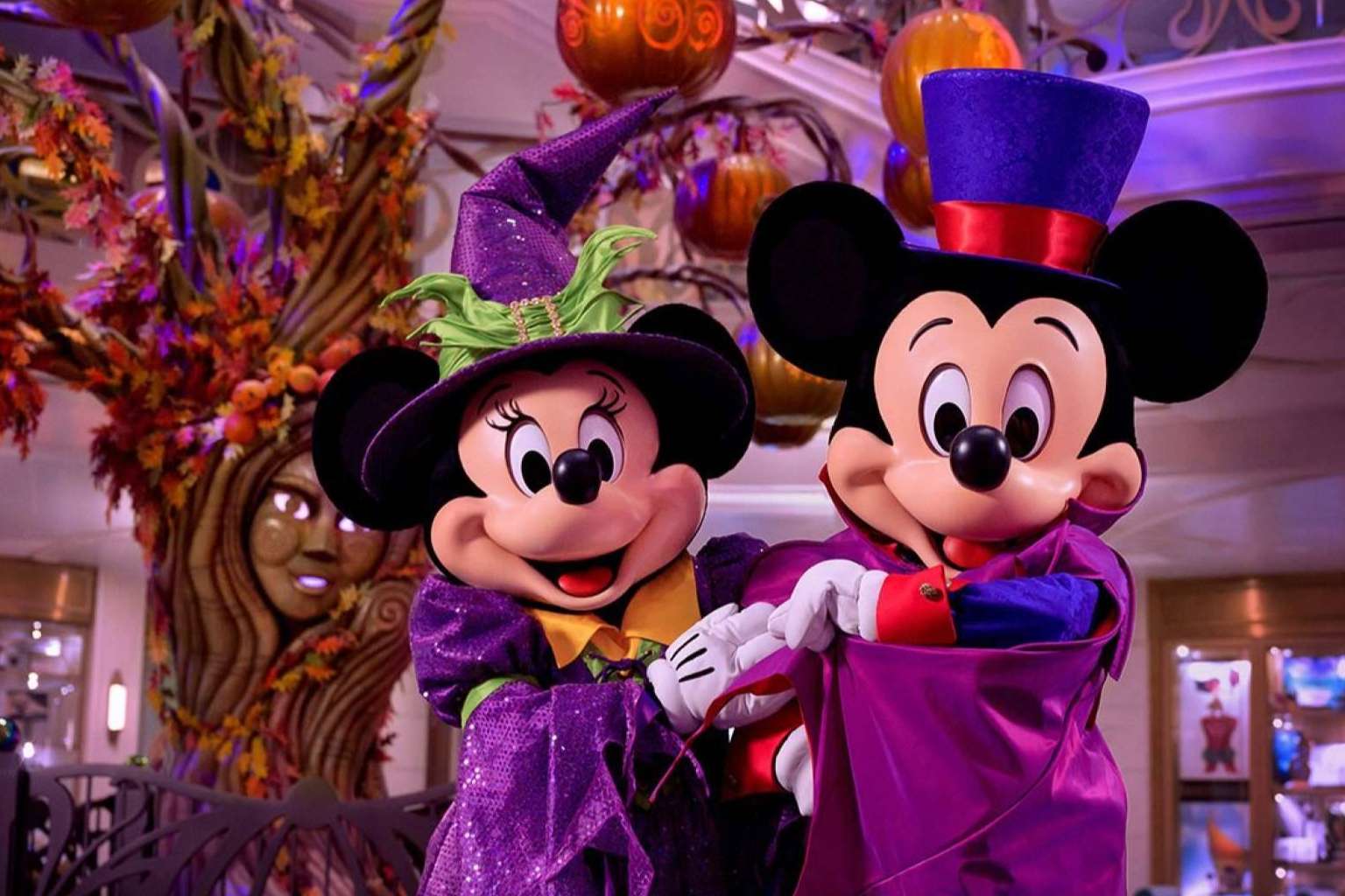 Disney Cruise Line y su diversión y magia en los cruceros navideños y de Halloween