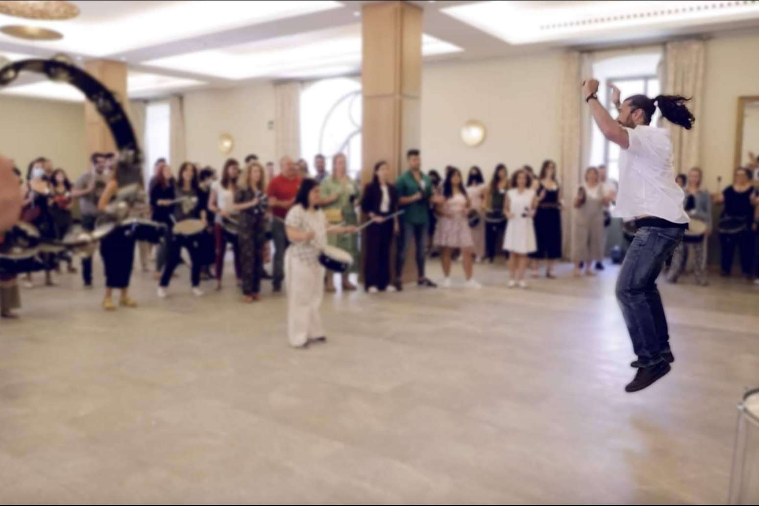 Fortaleciendo lazos laborales con Team Building Percusión, el poder de las actividades lúdicas