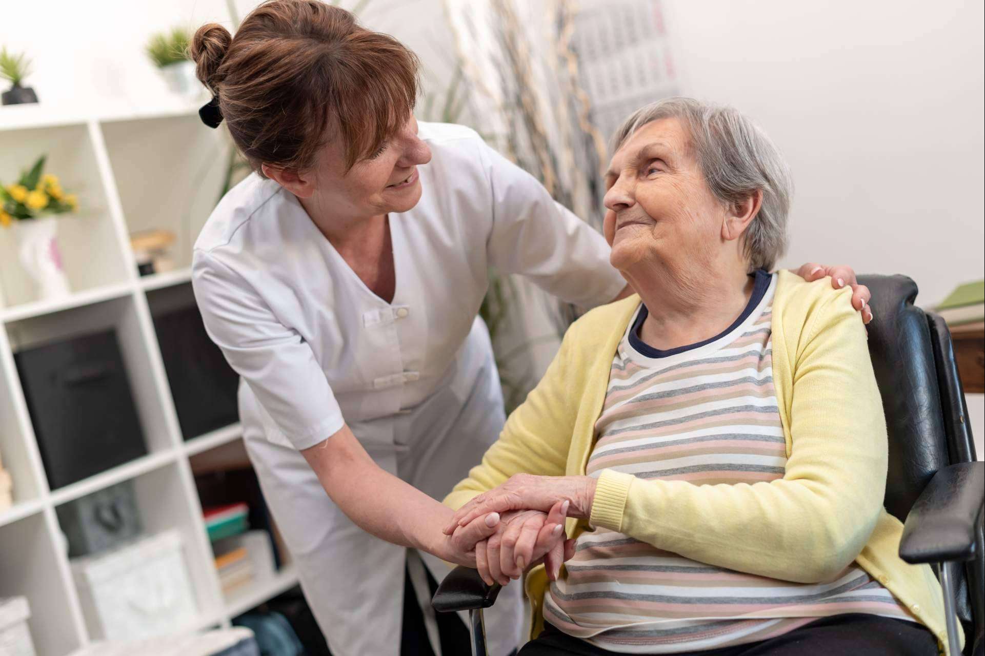 El boom de los senior ha llegado a España, ¿emprender aprovechando el envejecimiento?, por Helpycare