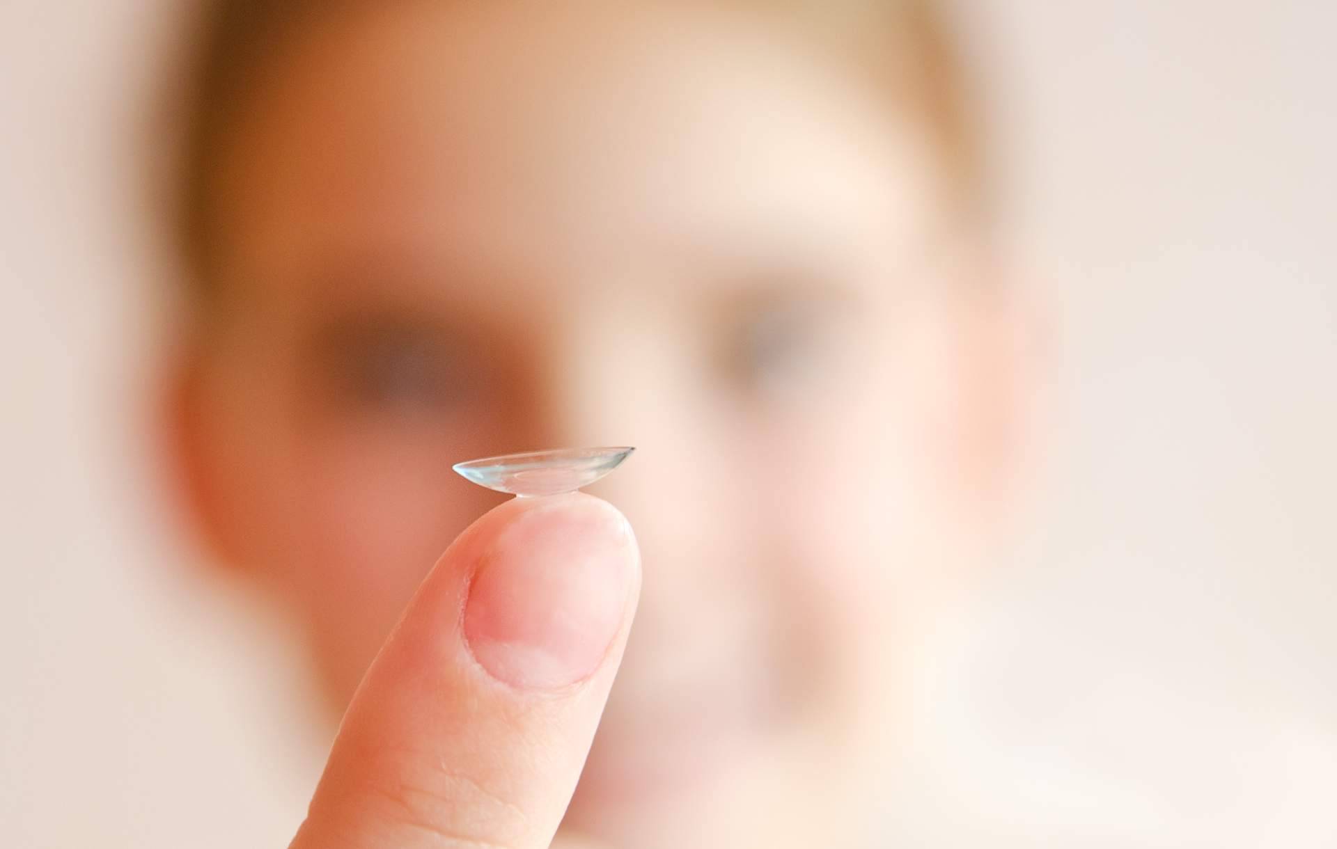 Los consejos de los expertos de Lentillasadomicilio.es para aquellos que necesitan lentillas a medida