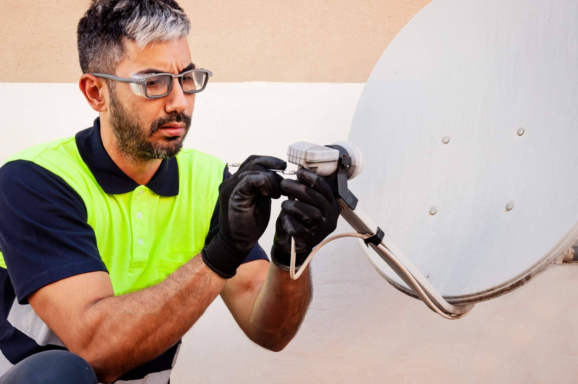 ¿Qué servicios ofrece Antenistas Valencia?