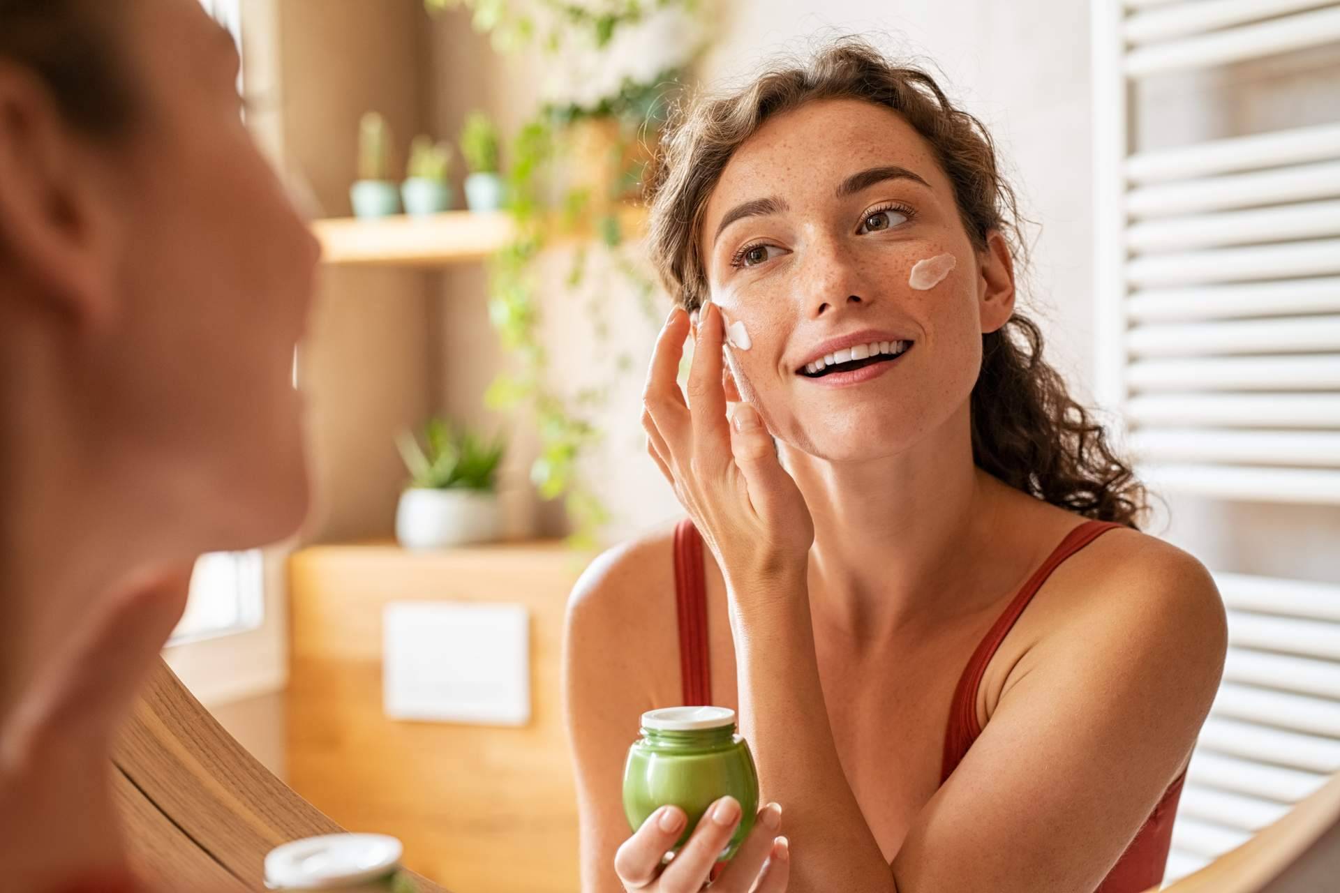 Cosmonatura y las ventajas de la cosmética natural