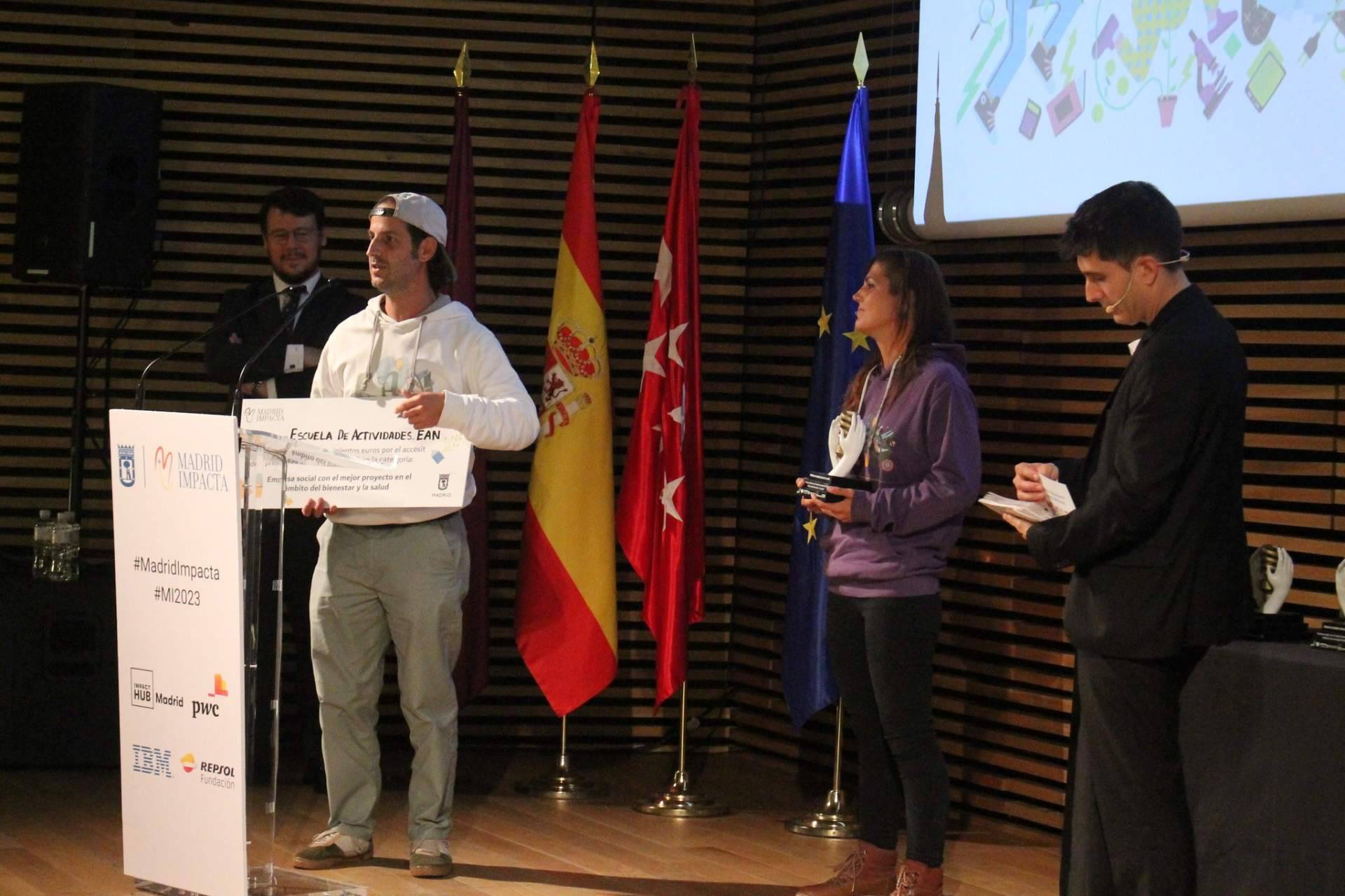 Escuela de Actividades Naturales gana el premio Madrid Impacta 2023, en la categoría de bienestar social y salud