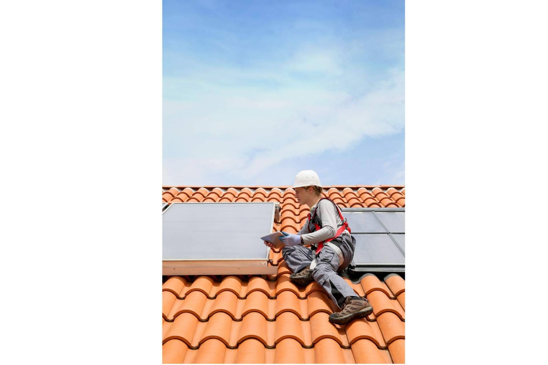 Los beneficios del alquiler de placas solares con Grupo MQ con una cuota mensual