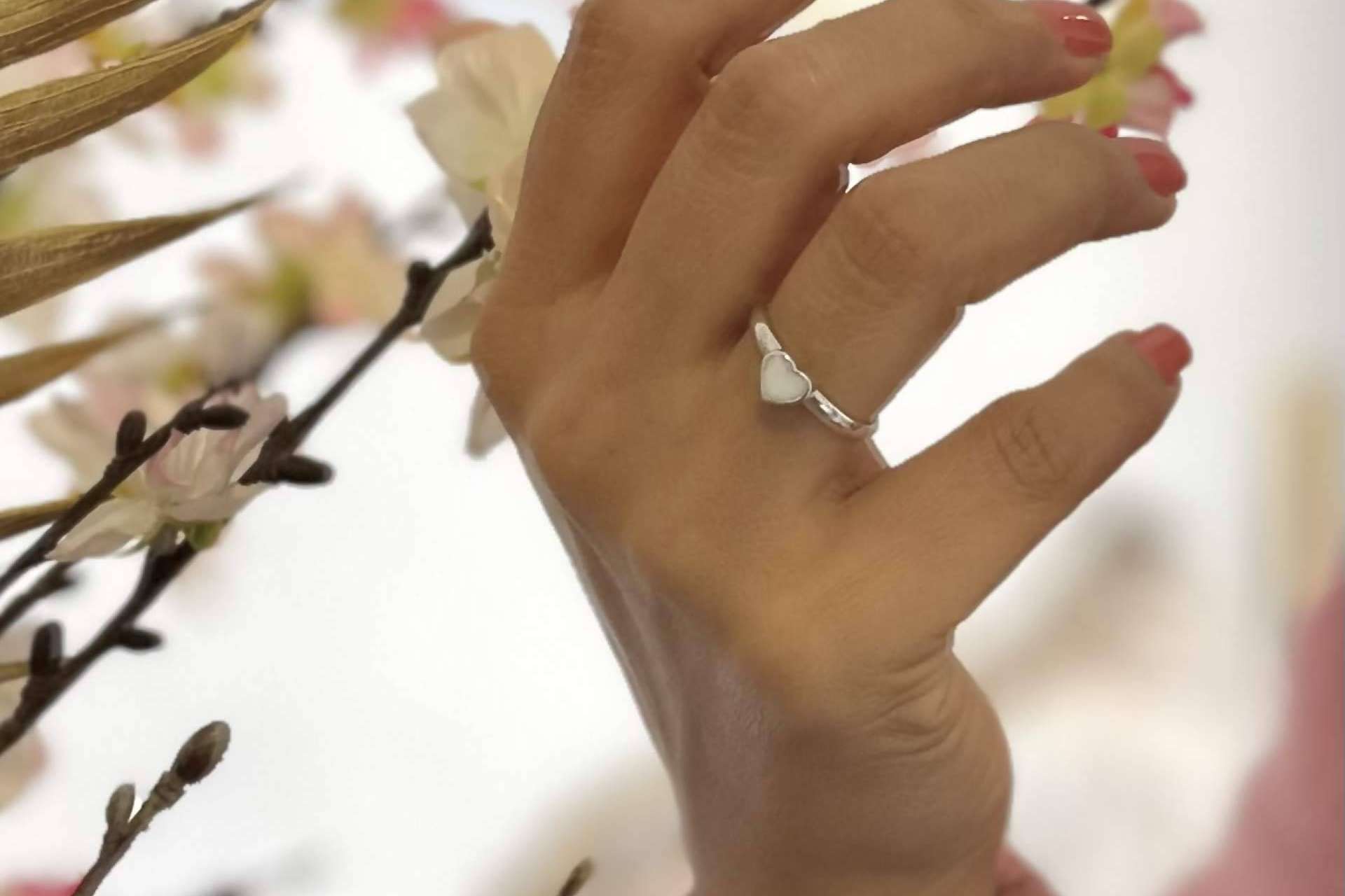 Anillos de leche materna para guardar el recuerdo de la lactancia, con Mamá de Lujo