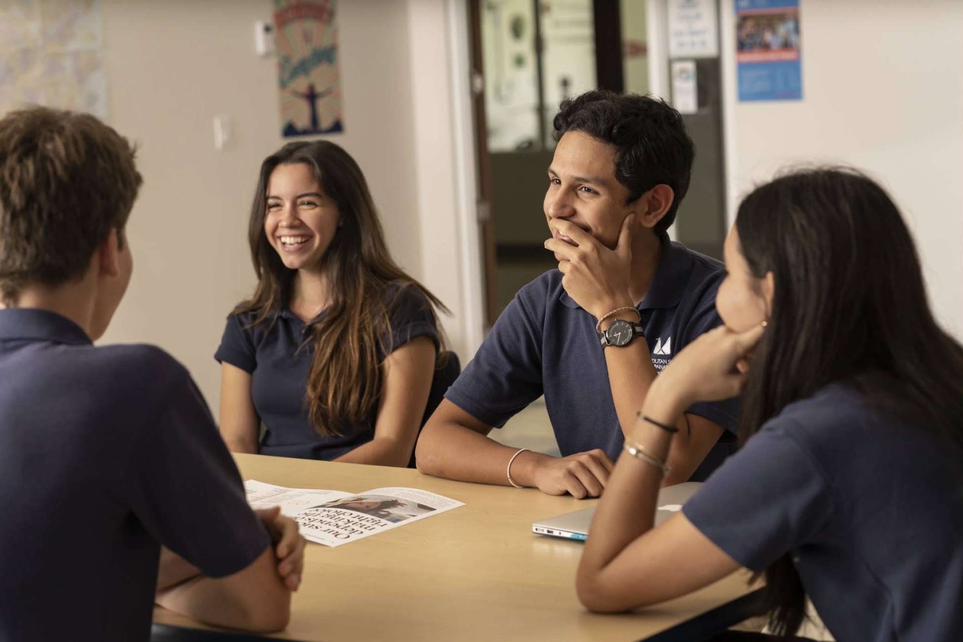 Resultados del IBDP 2023 destacan al MET como uno de los mejores colegios de Panamá