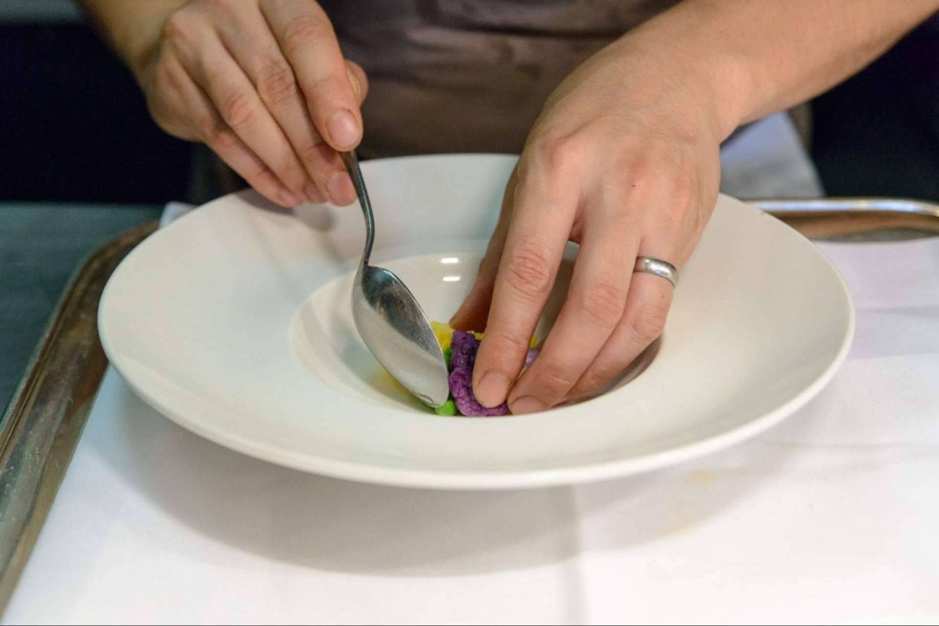¿Cómo reducir el desperdicio alimentario en la hostelería? IHS Tecnológicos