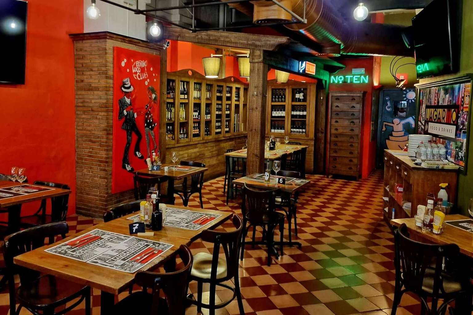 Lagarto Food & Drinks es el restaurante donde se puede degustar una buena hamburguesa en Sant Gervasi