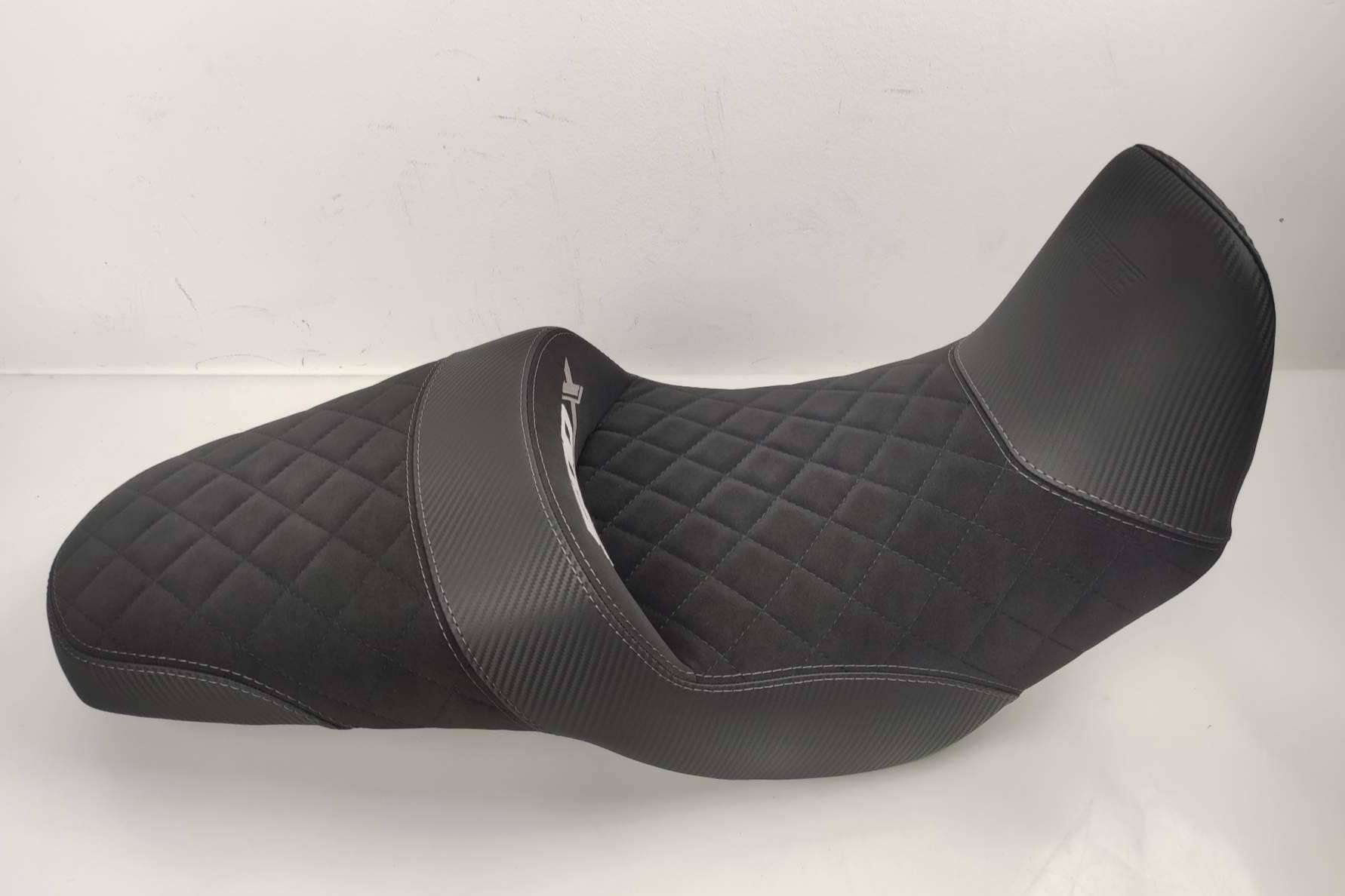 Para moto JM Fundas ofrece comercialización de fundas de asiento