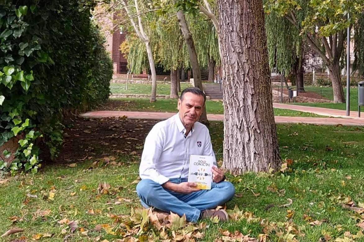 Carlos Marín Ruiz, conectando vida personal y profesional a través de su libro, '¡Sólo conecta!'