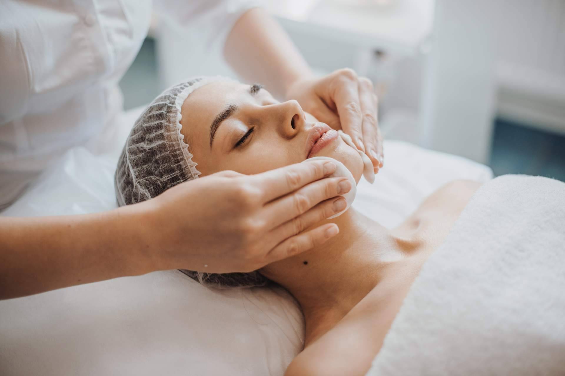 Immunotherapy Regenerative Medicine sobre el rejuvenecimiento facial con células madre