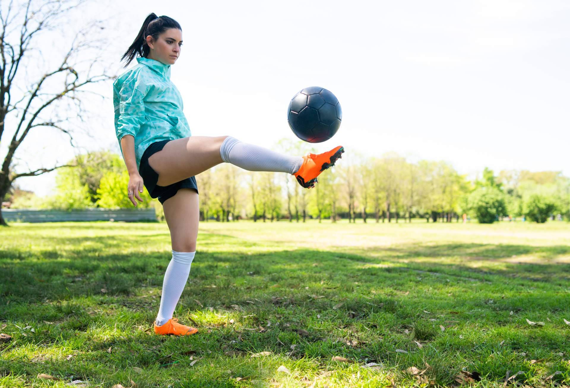 Formación profesional a través de programas de fútbol en España, con Mifra