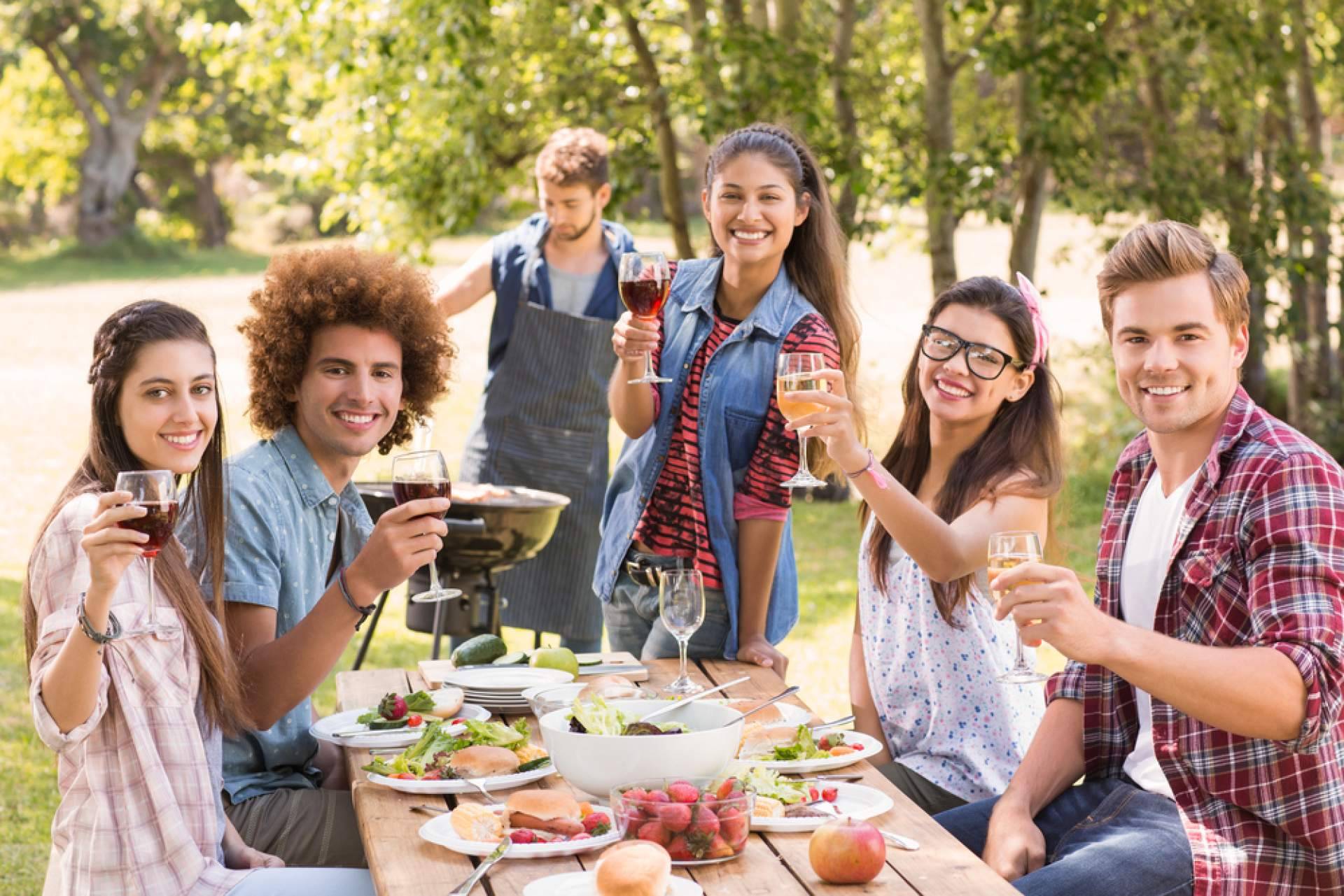 Transformando espacios de barbacoa pública hacia la sostenibilidad con Jakisu