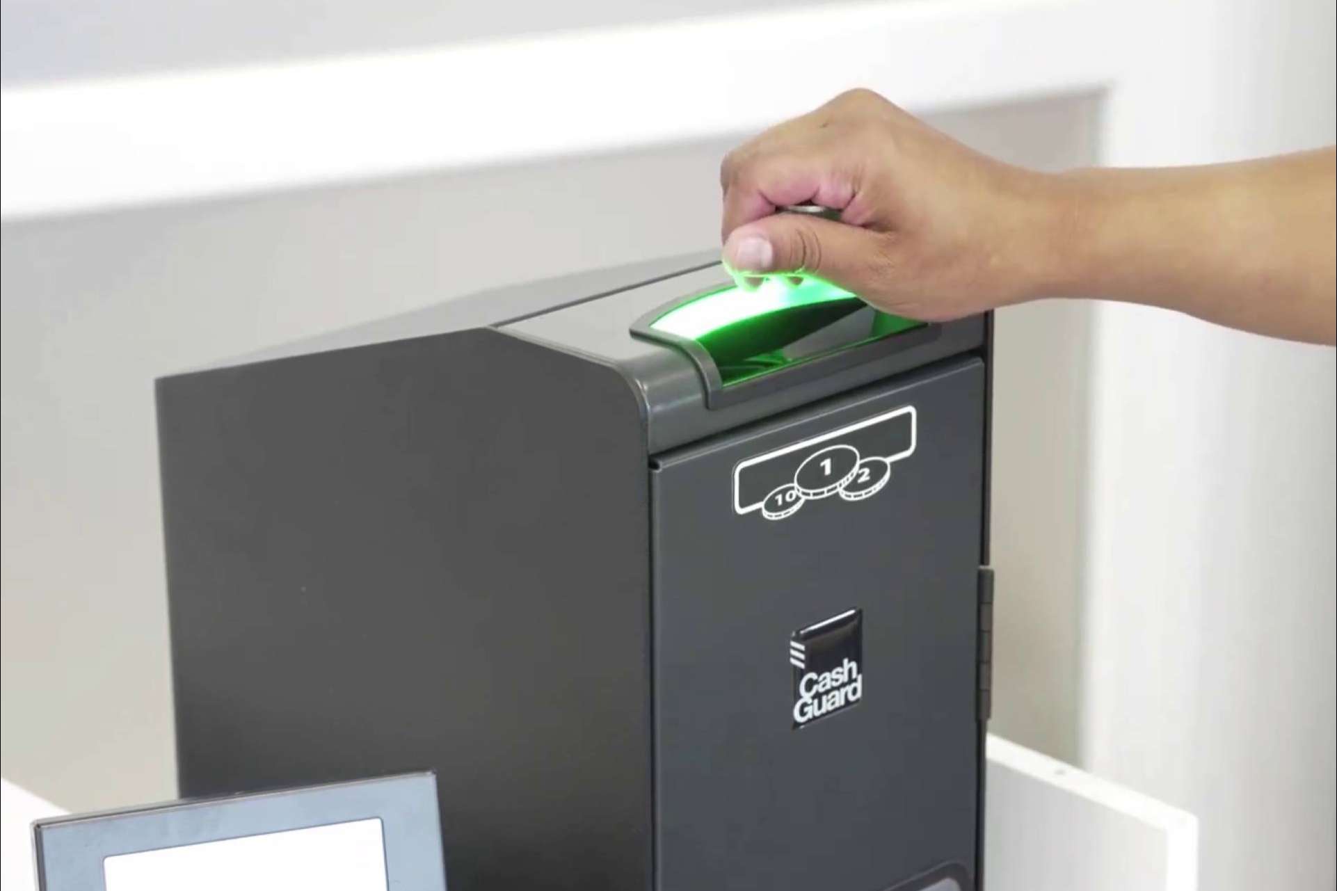 Telsystem ofrece cajas registradoras de cobro automático