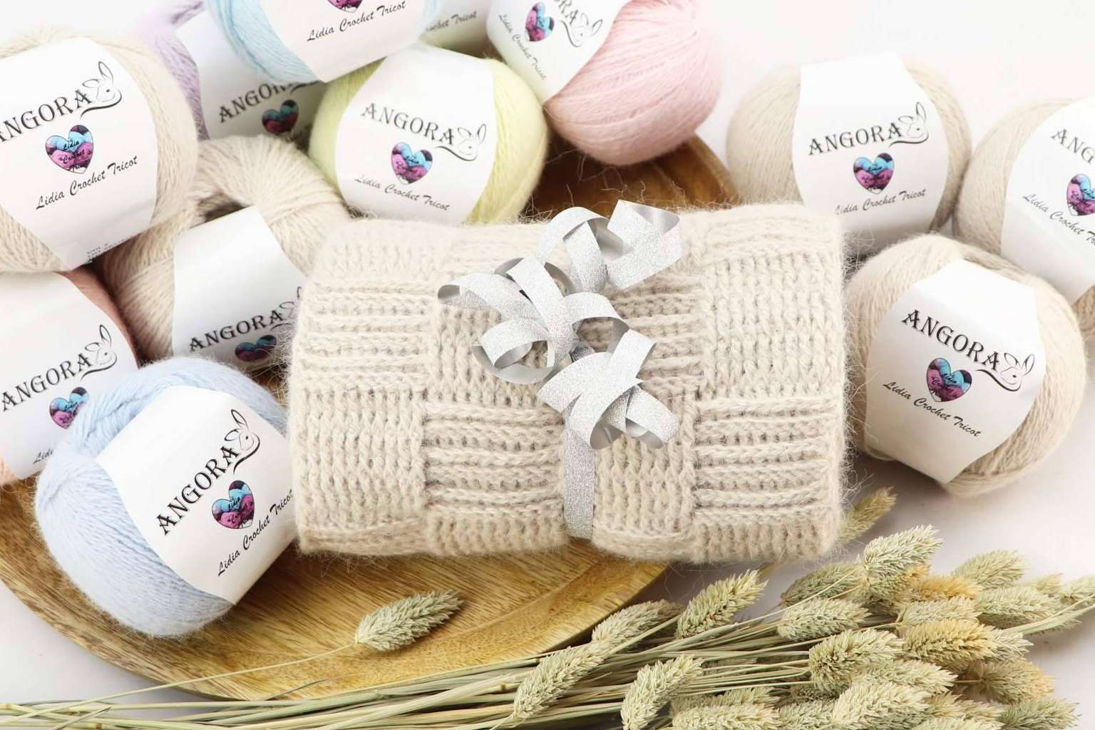 Lidia Crochet Tricot ofrece ropa para invierno y accesorios cálidos