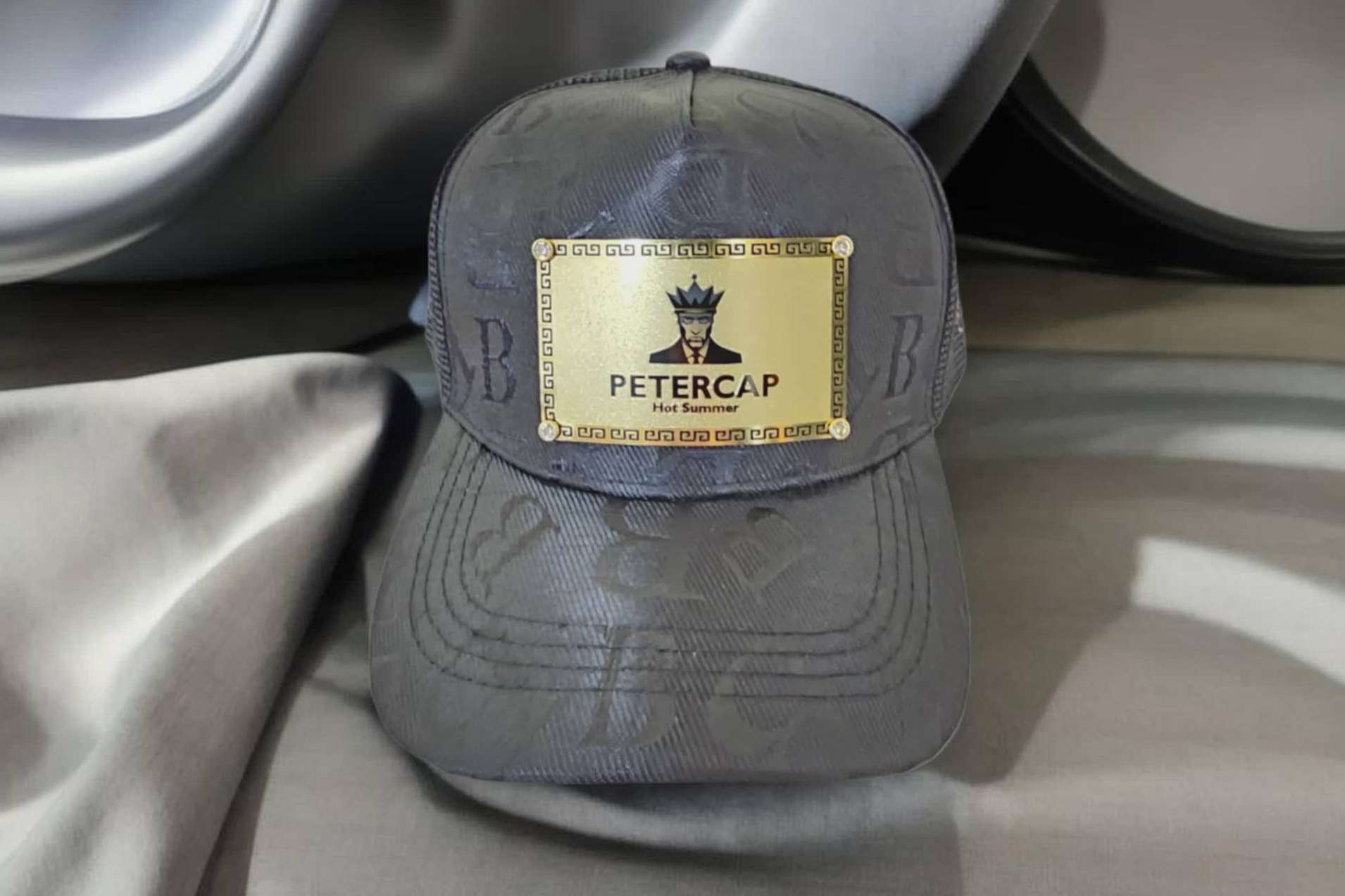 PETERCAP lanza su nueva colección de gorras con tecnología exclusiva de tela antibacterias