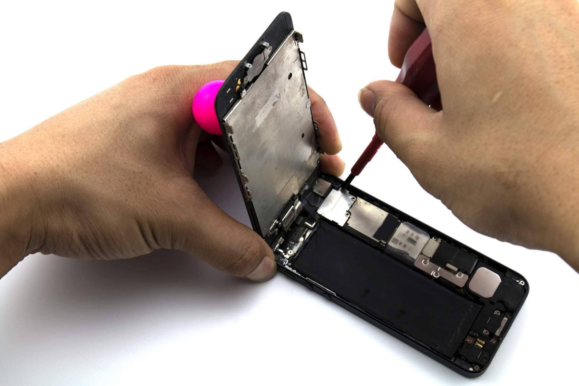 La tienda de repuestos móviles Impextrom dispone de pantallas para el Redmi 9