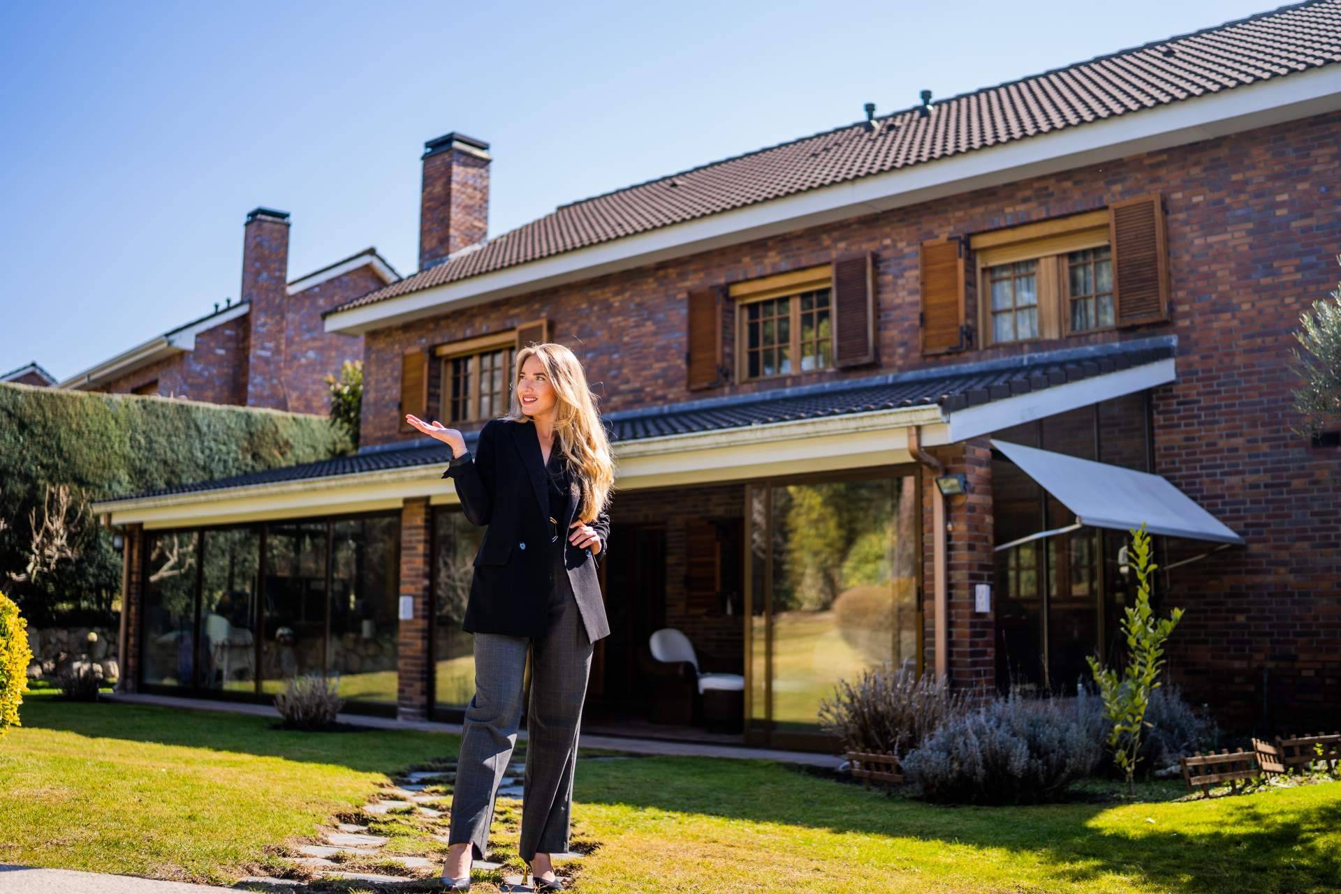 Un chalet de lujo en la exclusiva urbanización Monte Alina, Pozuelo de Alarcón; así es la venta cerrada por Saguar Real Estate