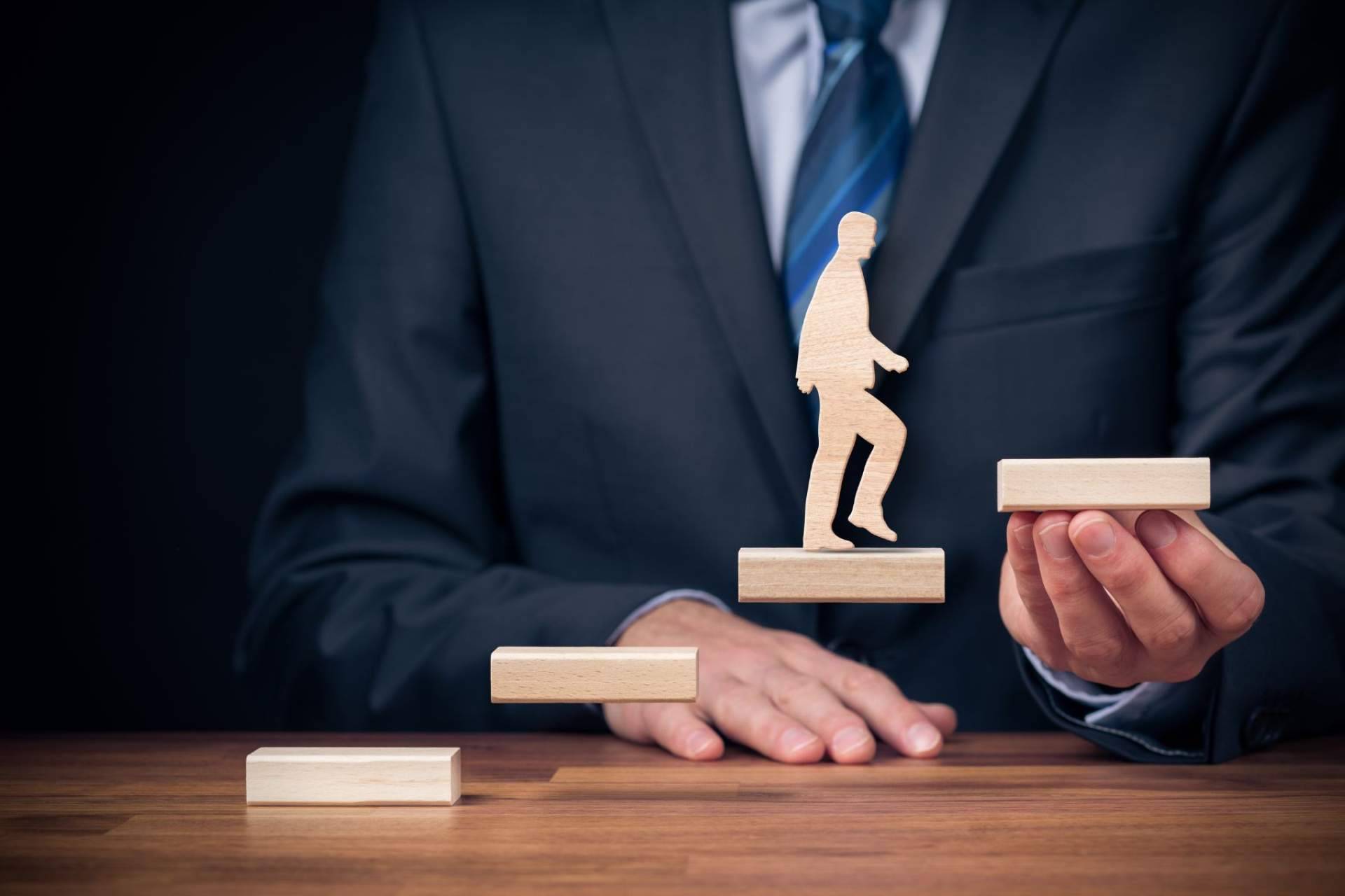¿Por qué invertir en coaching es invertir en uno mismo?