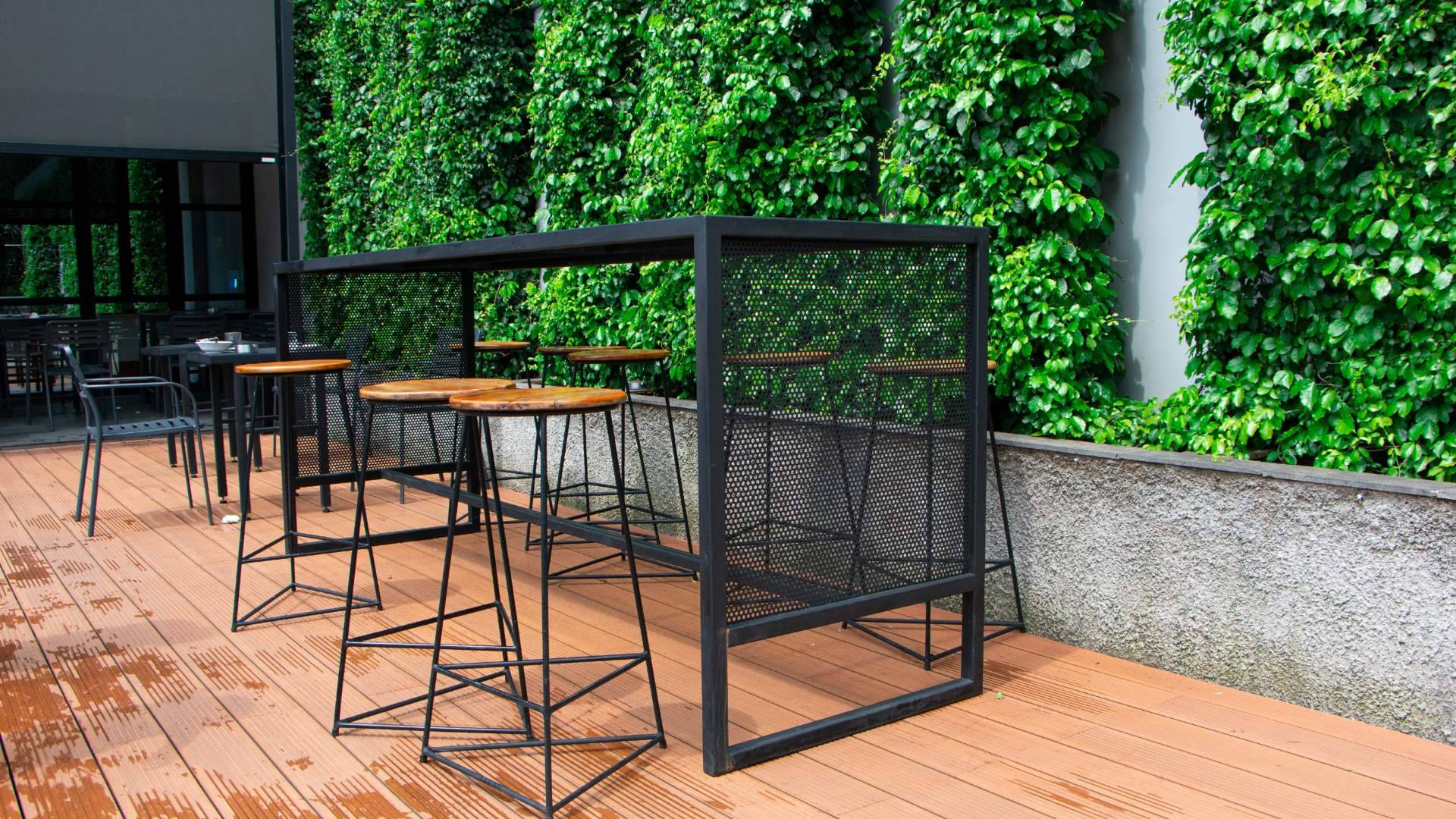 Proyectos de mobiliario para exterior a medida con Apartmueble