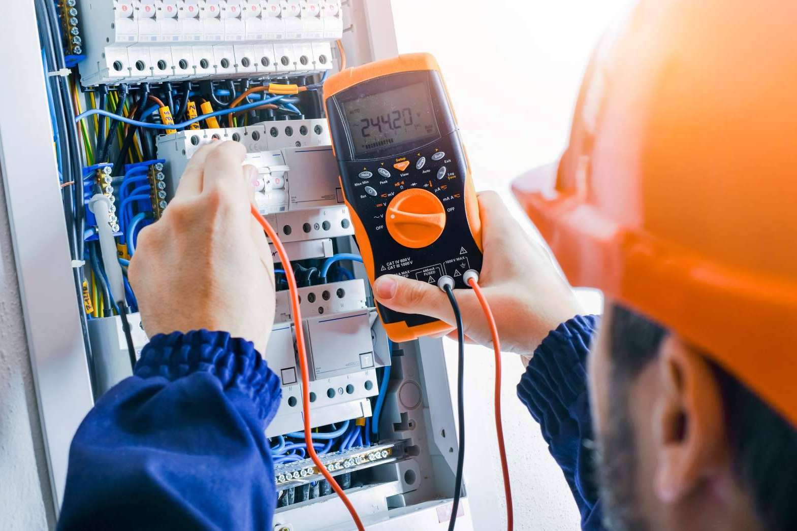 Celéctricos y las cajas eléctricas