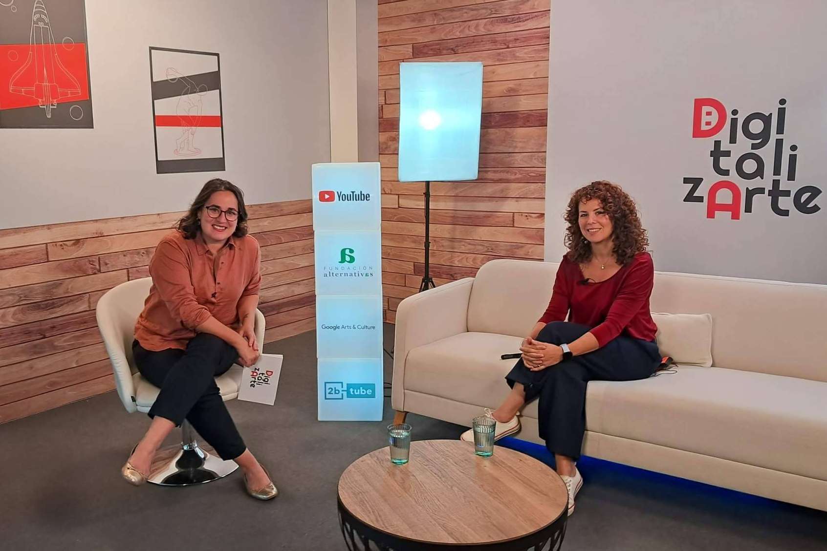 Según un análisis de 2btube, estos son los mejores canales españoles de divulgación y educación