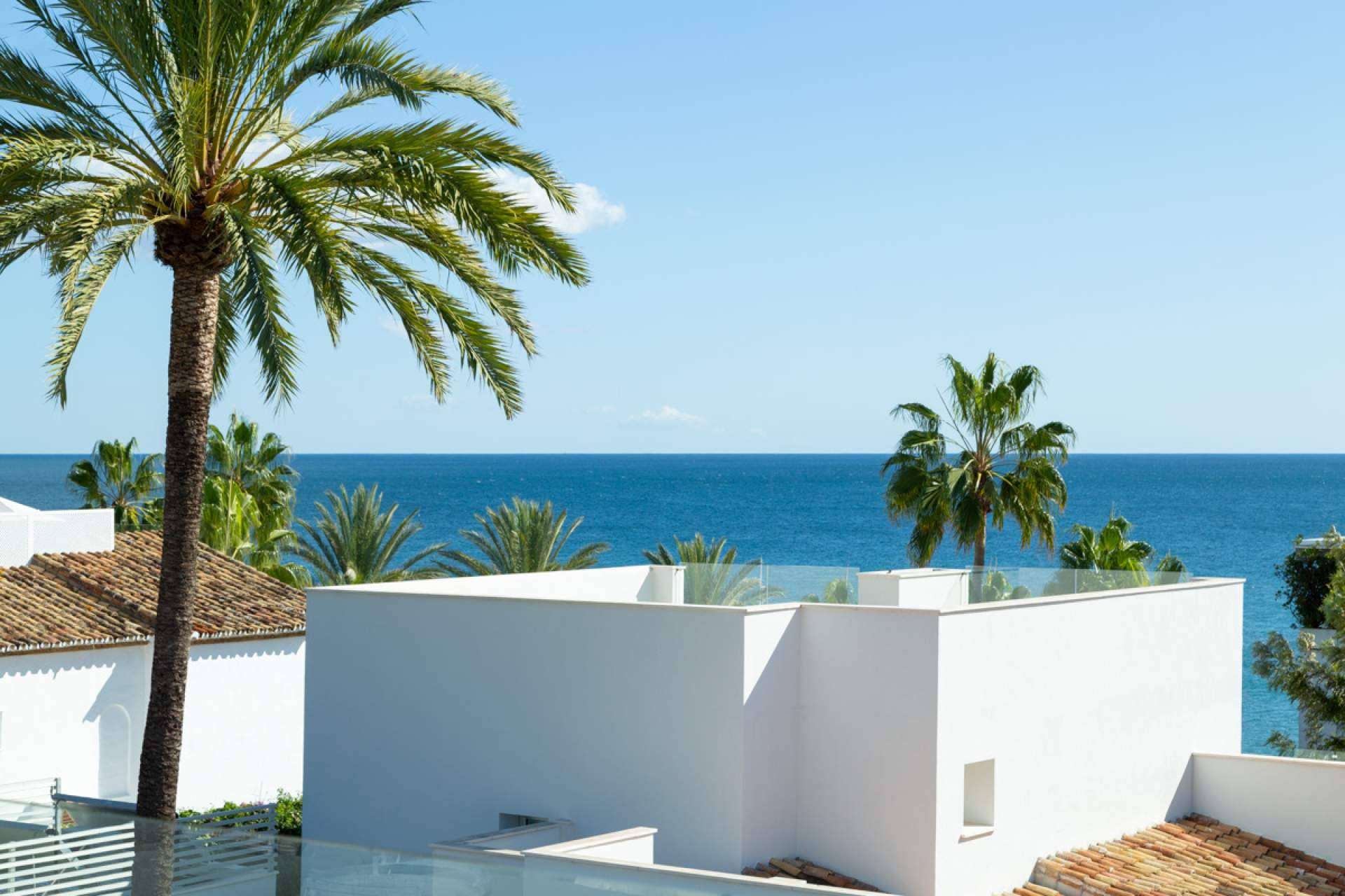 Las propiedades de playa en Marbella con Zeuthen & Company