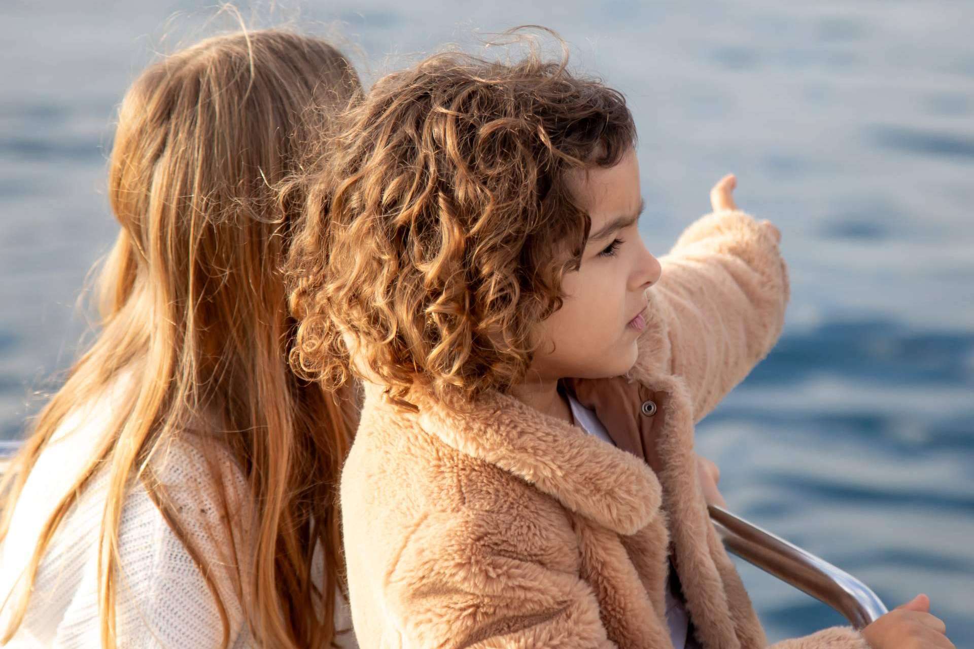 Salir en invierno en barco en Barcelona, una idea más económica y con mucho encanto, por Sondevela