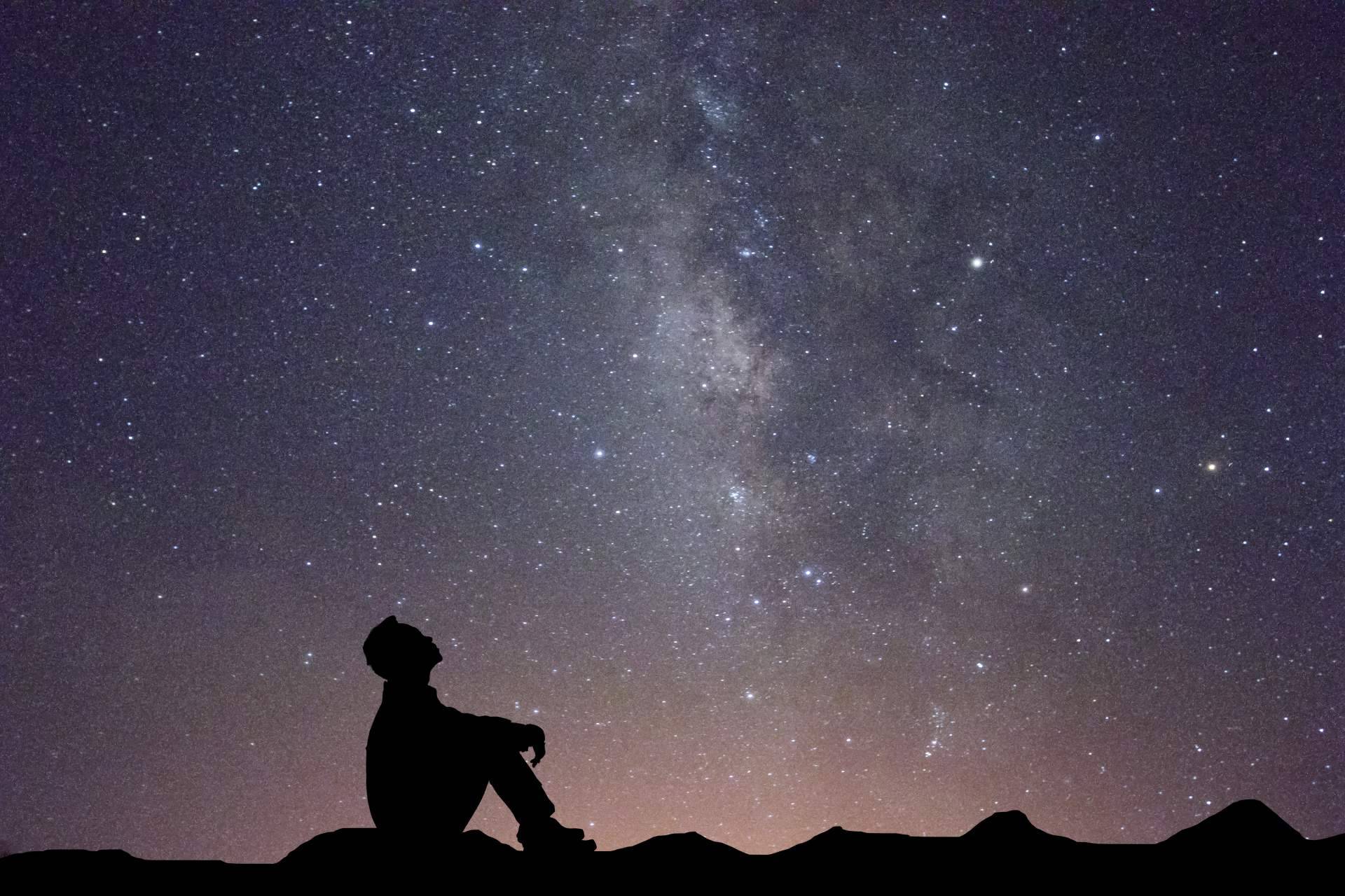 Universalglob permite despedirse de los seres queridos con globos que llegan al cielo y a las estrellas