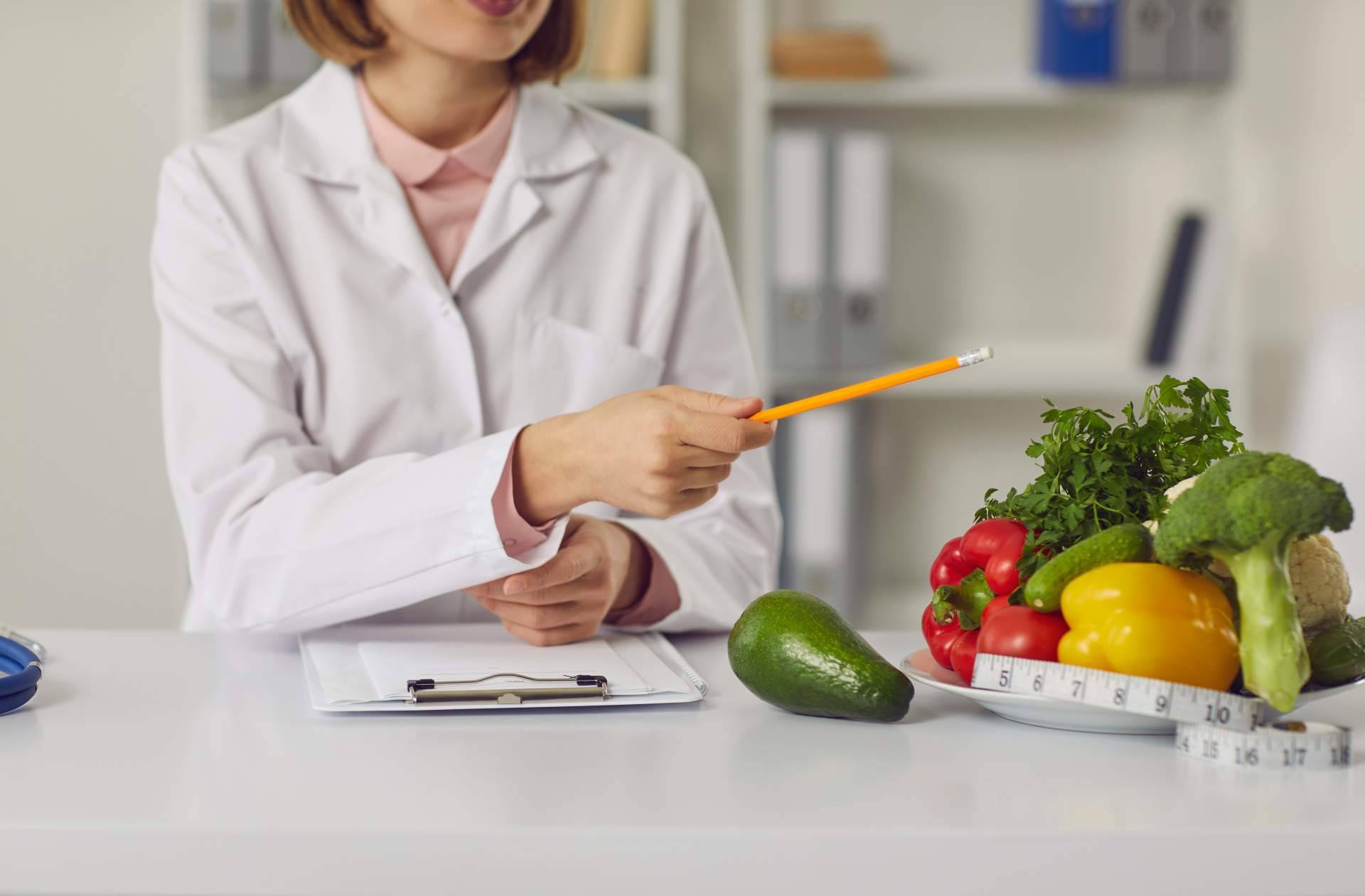 ¿Cuándo hay que ir a un nutricionista en Salamanca?, Cambia Comiendo lo explica