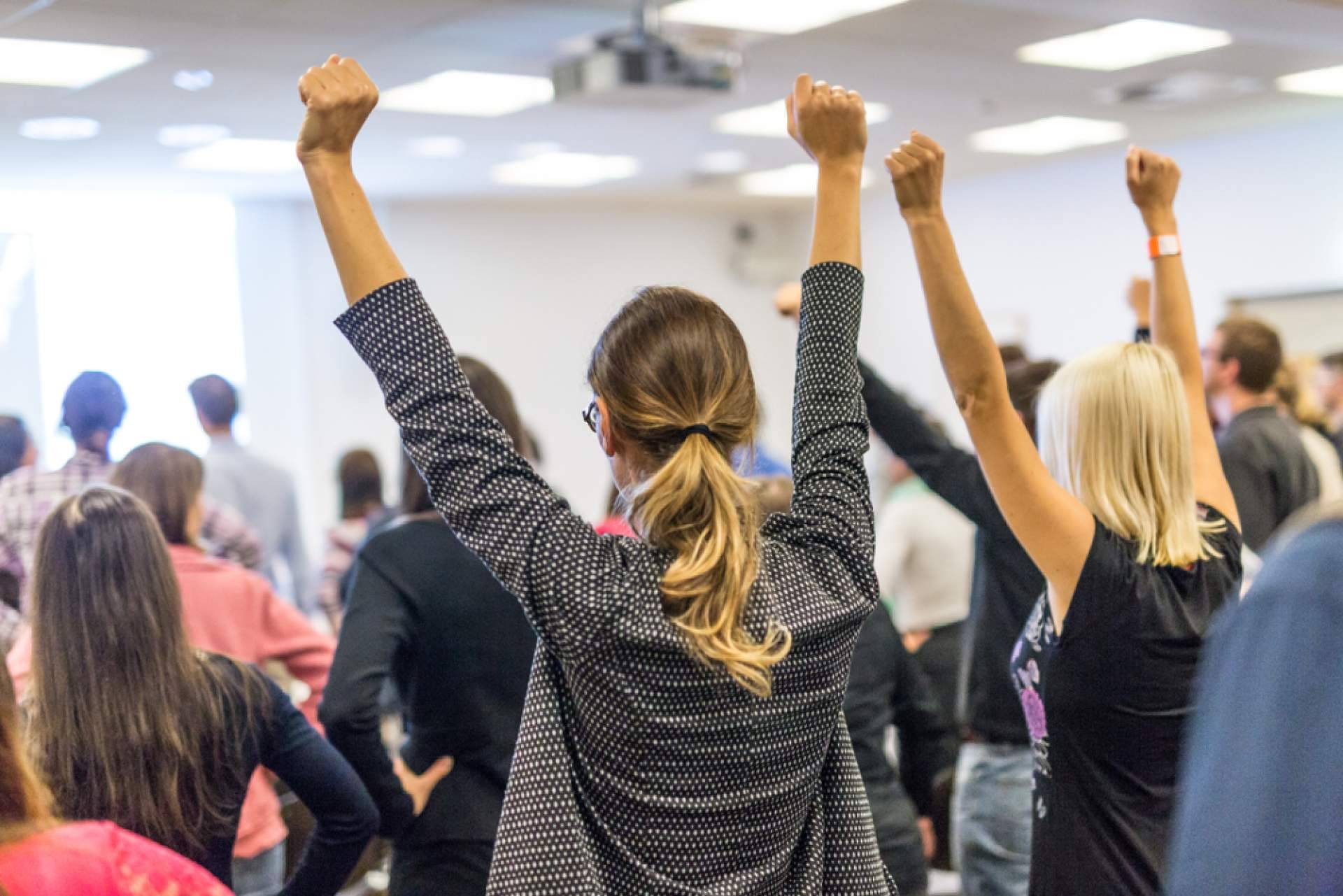 Todo lo que se puede aprender en los talleres 'Entre Mujeres; Pensamiento positivo en Acción'