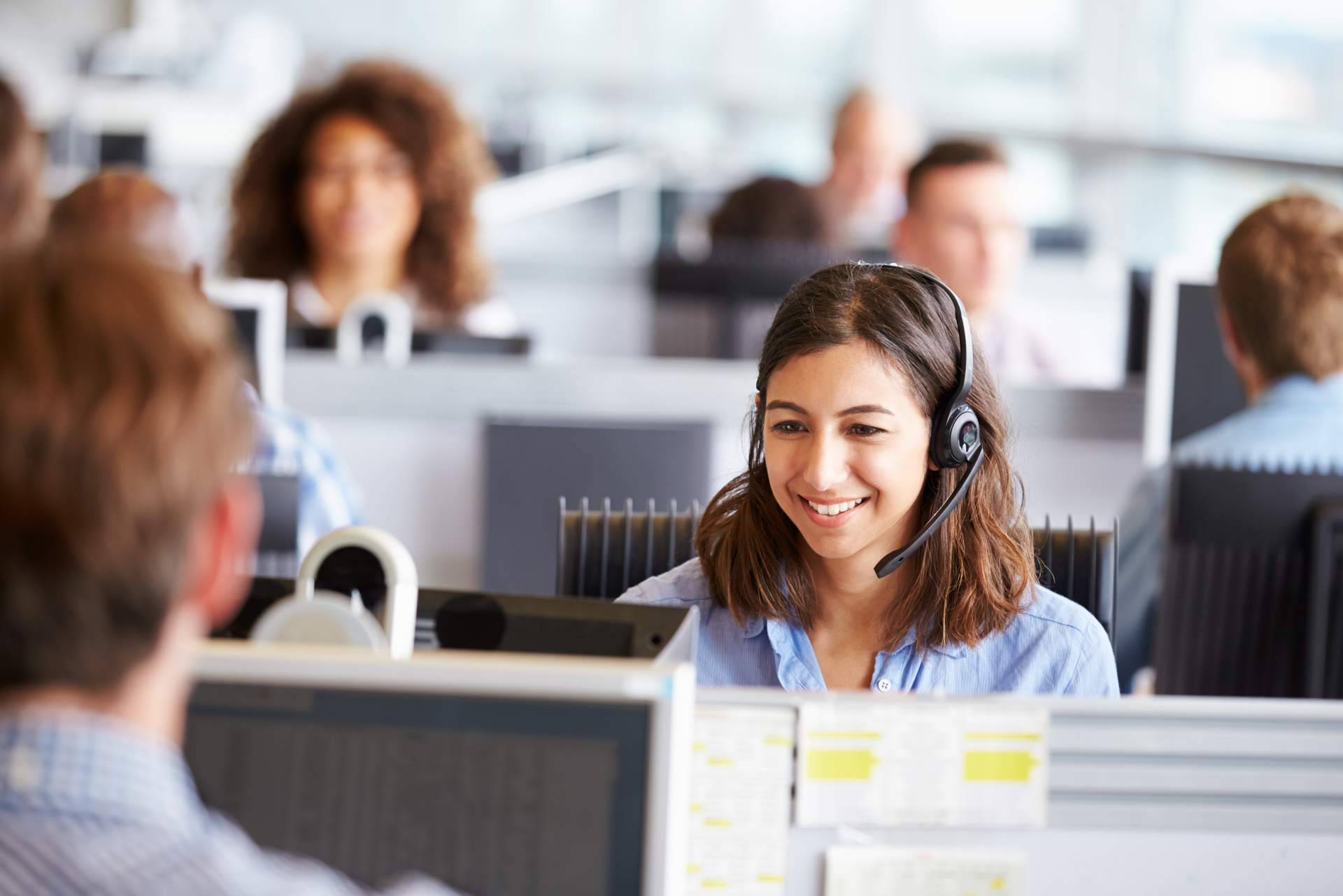 Un call center automatizado y los 10 tipos de empresas que impulsarán su éxito con su implementación
