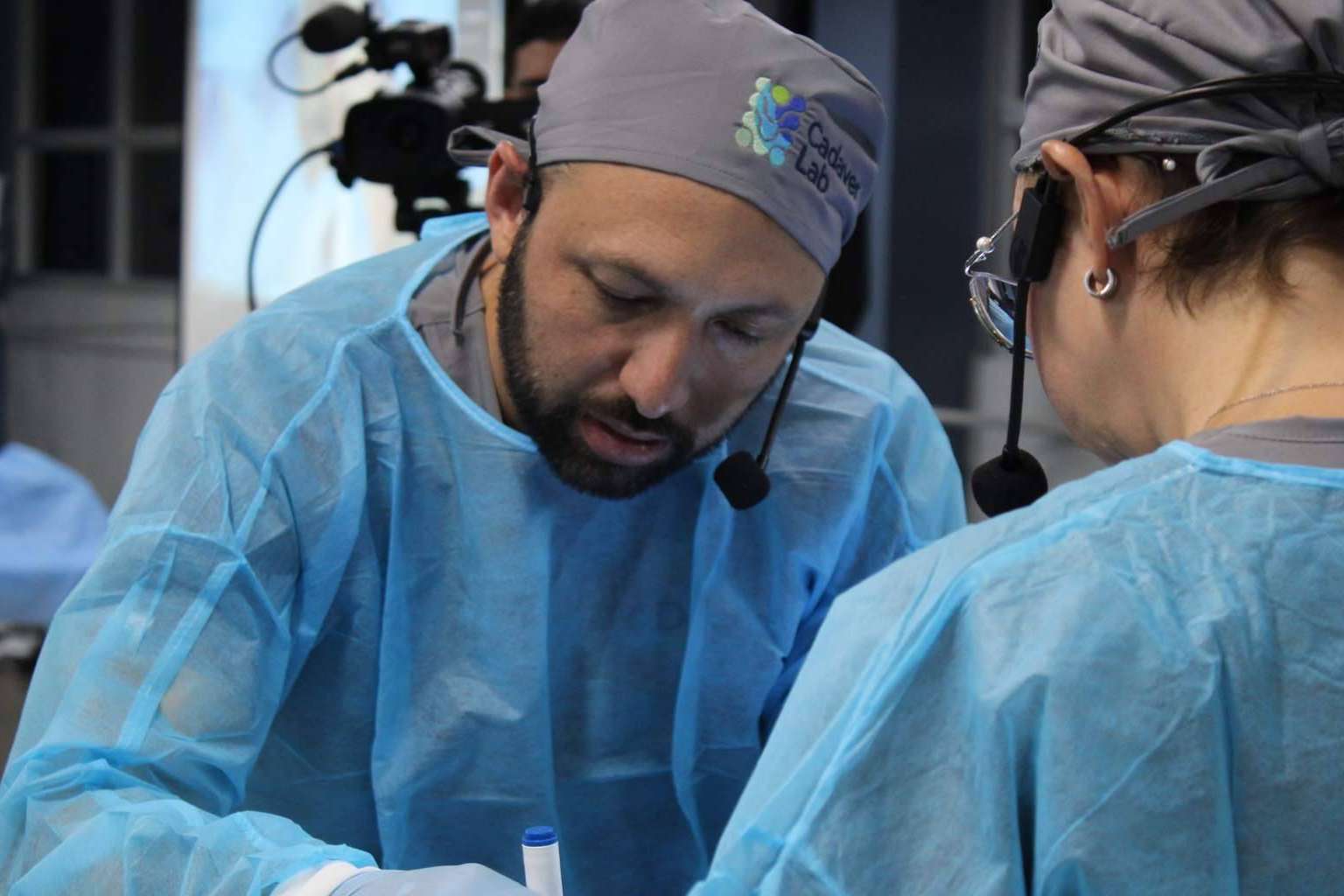 Entrevista al Dr. Diego Pineda, director médico de CadaverLab