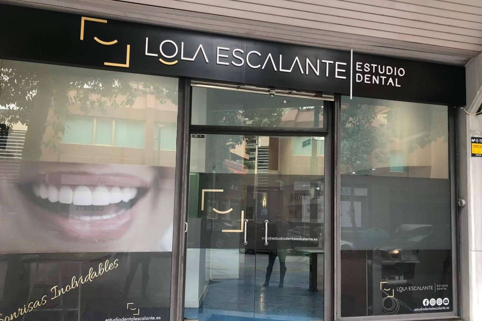 Los servicios que ofrece la clínica especializada en implantes dentales Lola Escalante Estudio Dental