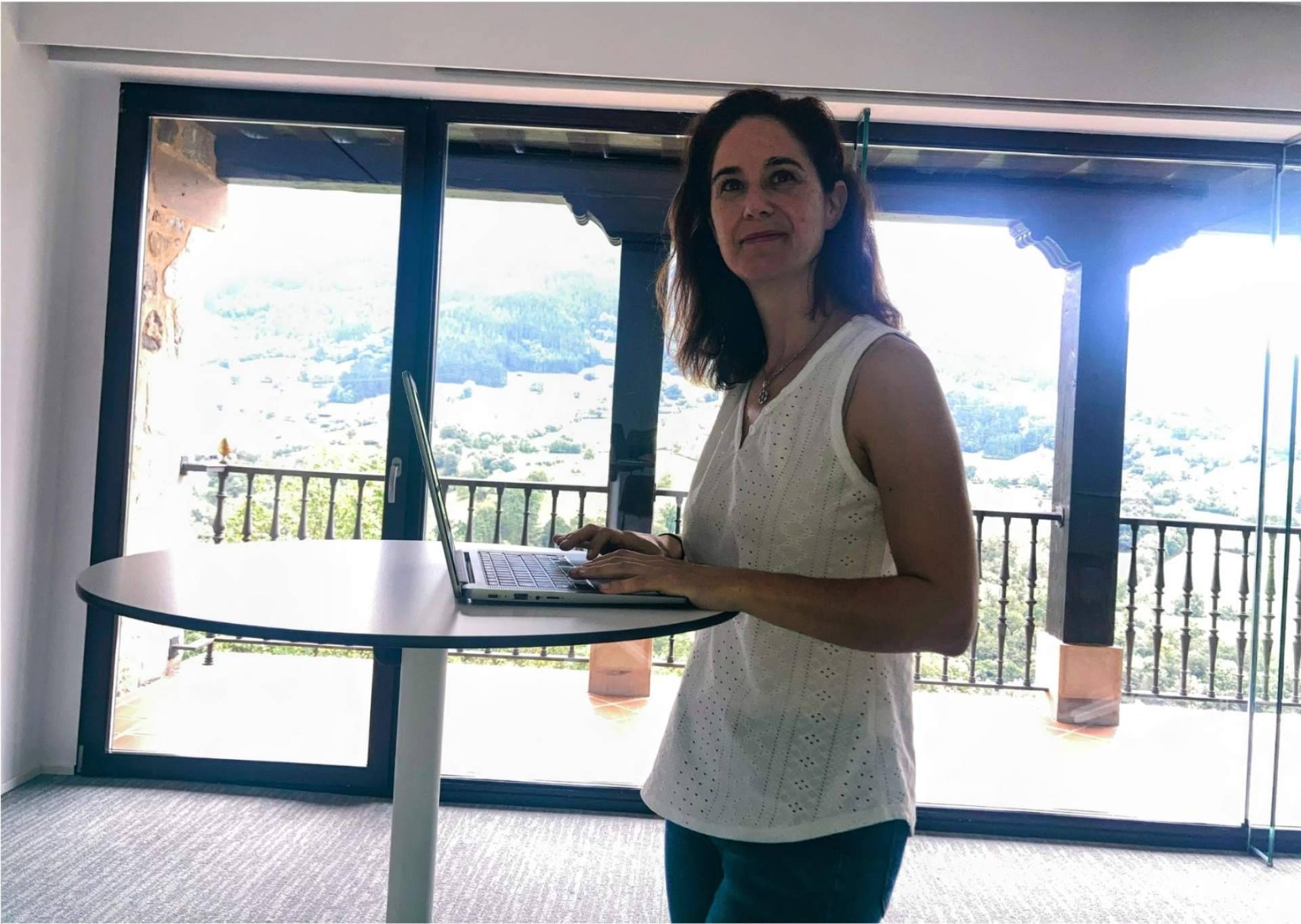 Elena Herrero enumera las claves del éxito juvenil en sus nuevos libros sobre habilidades sociales y desarrollo personal