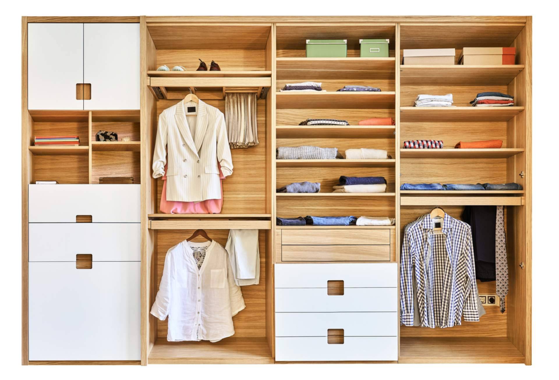 Expertos en la optimización y distribución de los espacios en los closets, con Dcasa Panamá