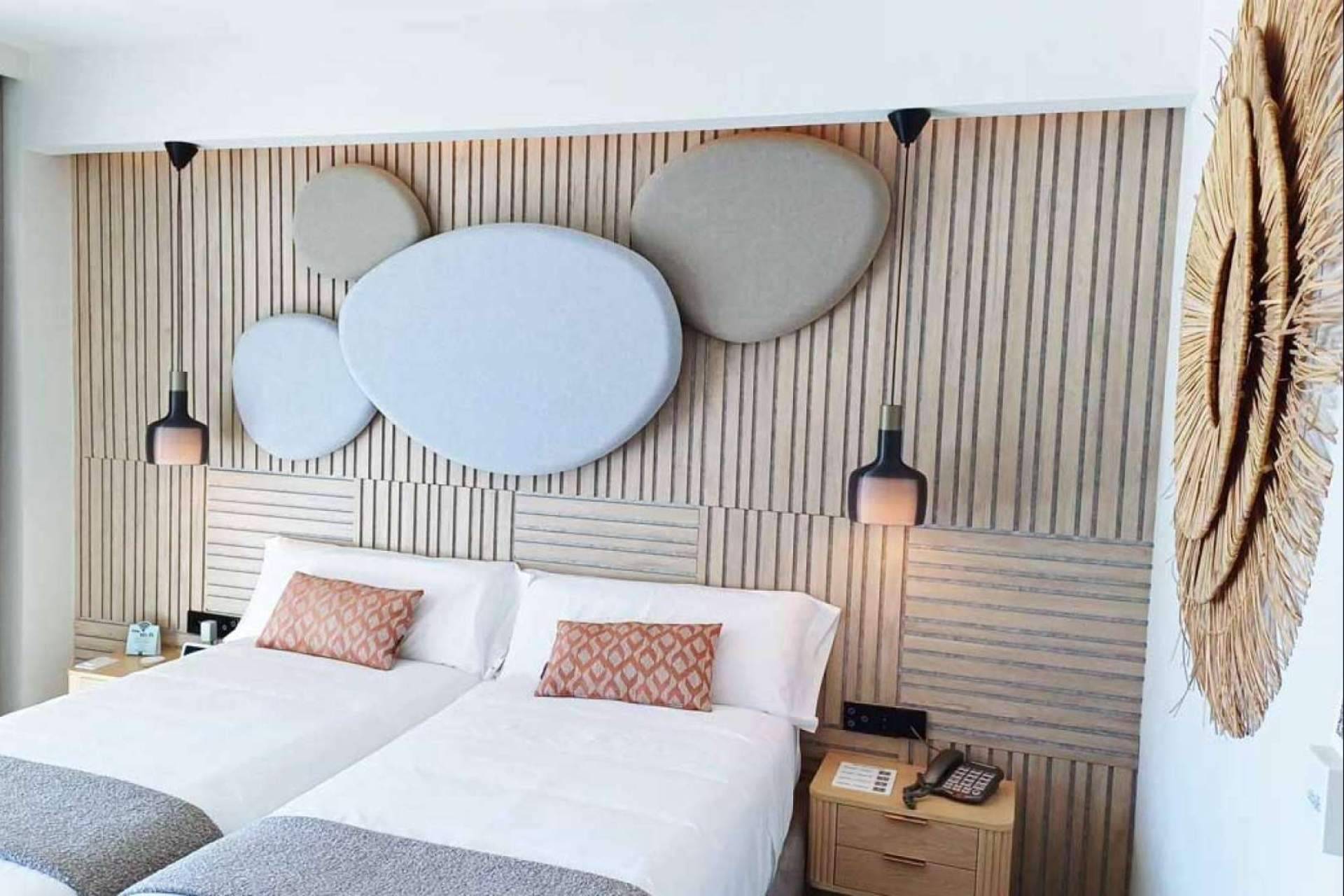 Con las soluciones de Absotec es posible mejorar el confort acústico en habitaciones de hotel