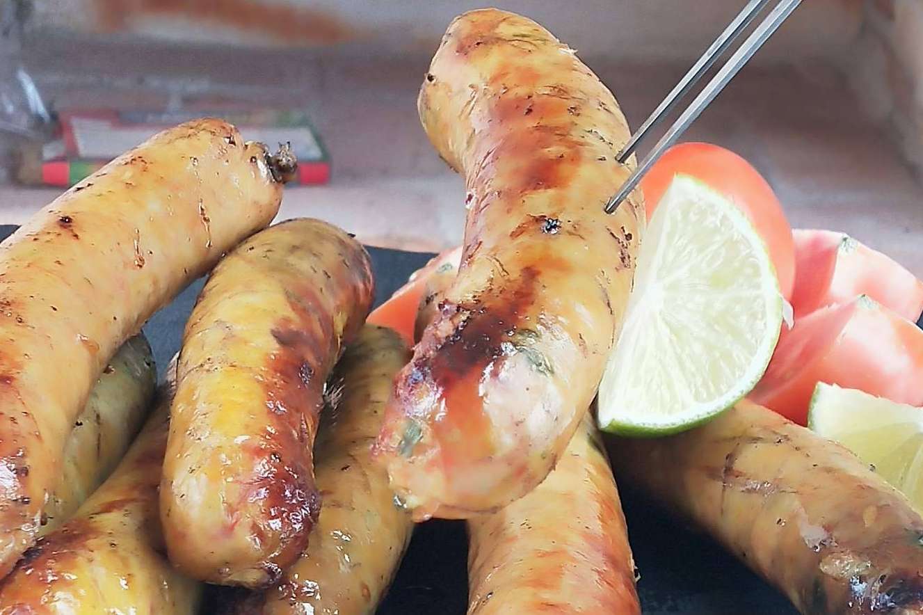 En París los chorizos colombianos de D'Carnilsa triunfan
