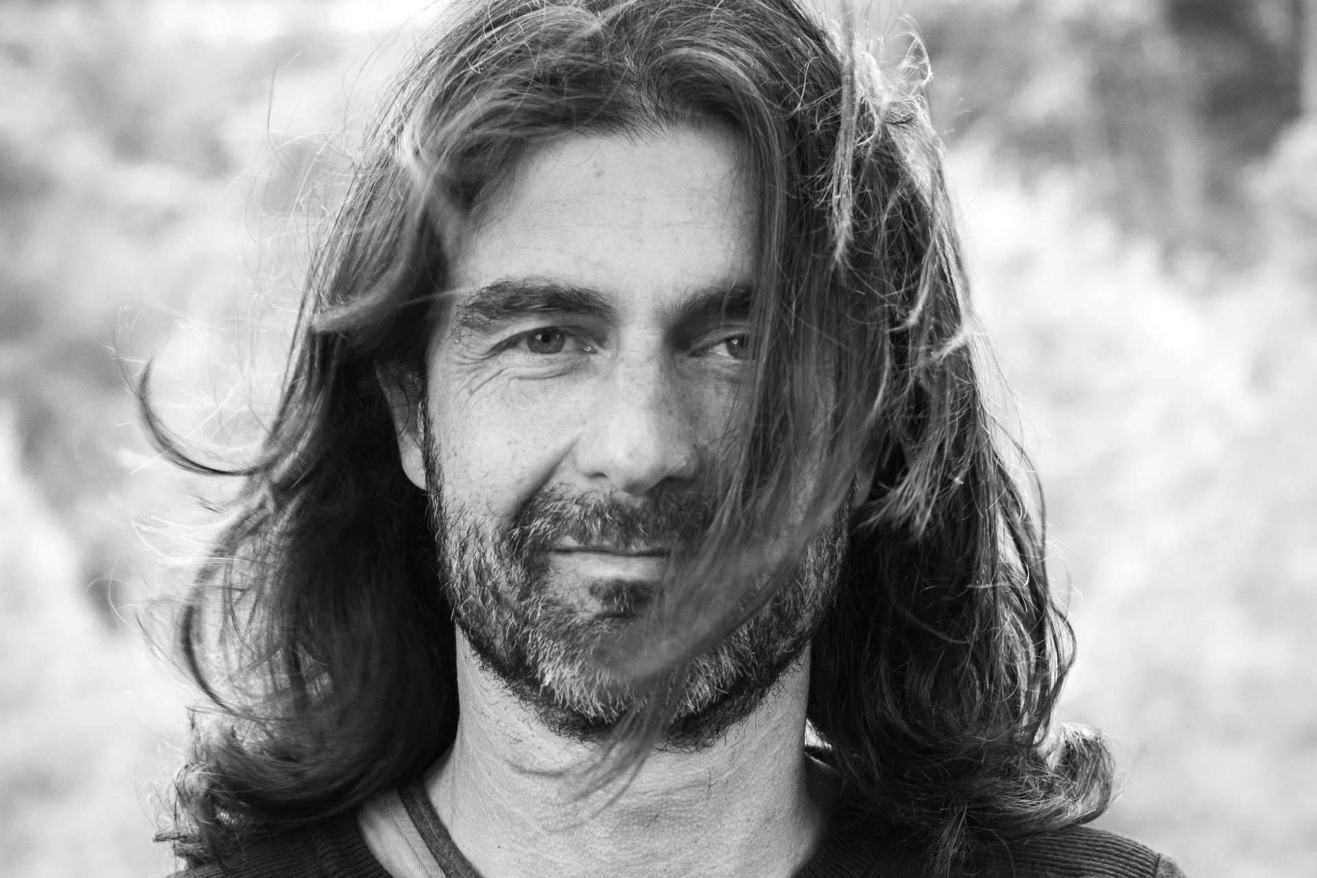 Vicen Montserrat, un camino hacia la reconexión con la propia esencia mediante la bioenergética integrativa