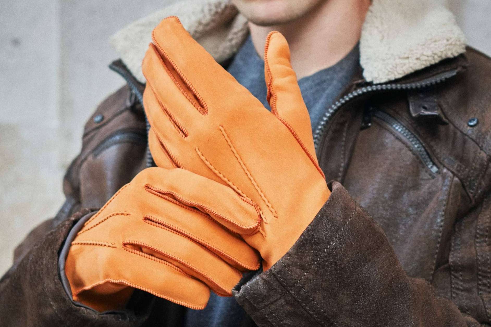 Guantes de piel, un regalo con estilo y utilidad para el Día del Padre